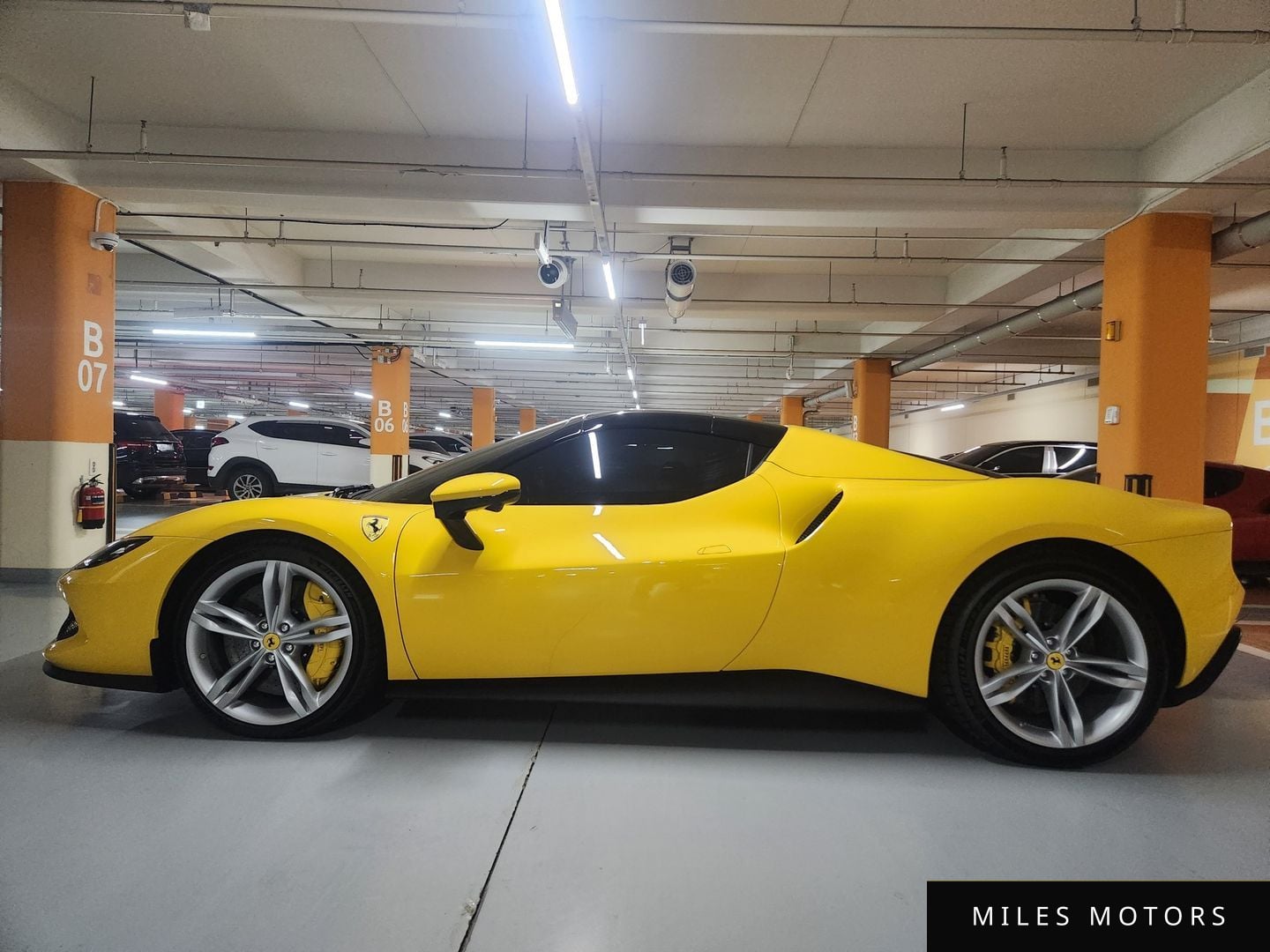 Ferrari 296 GTS 2024 — миниатюра 8