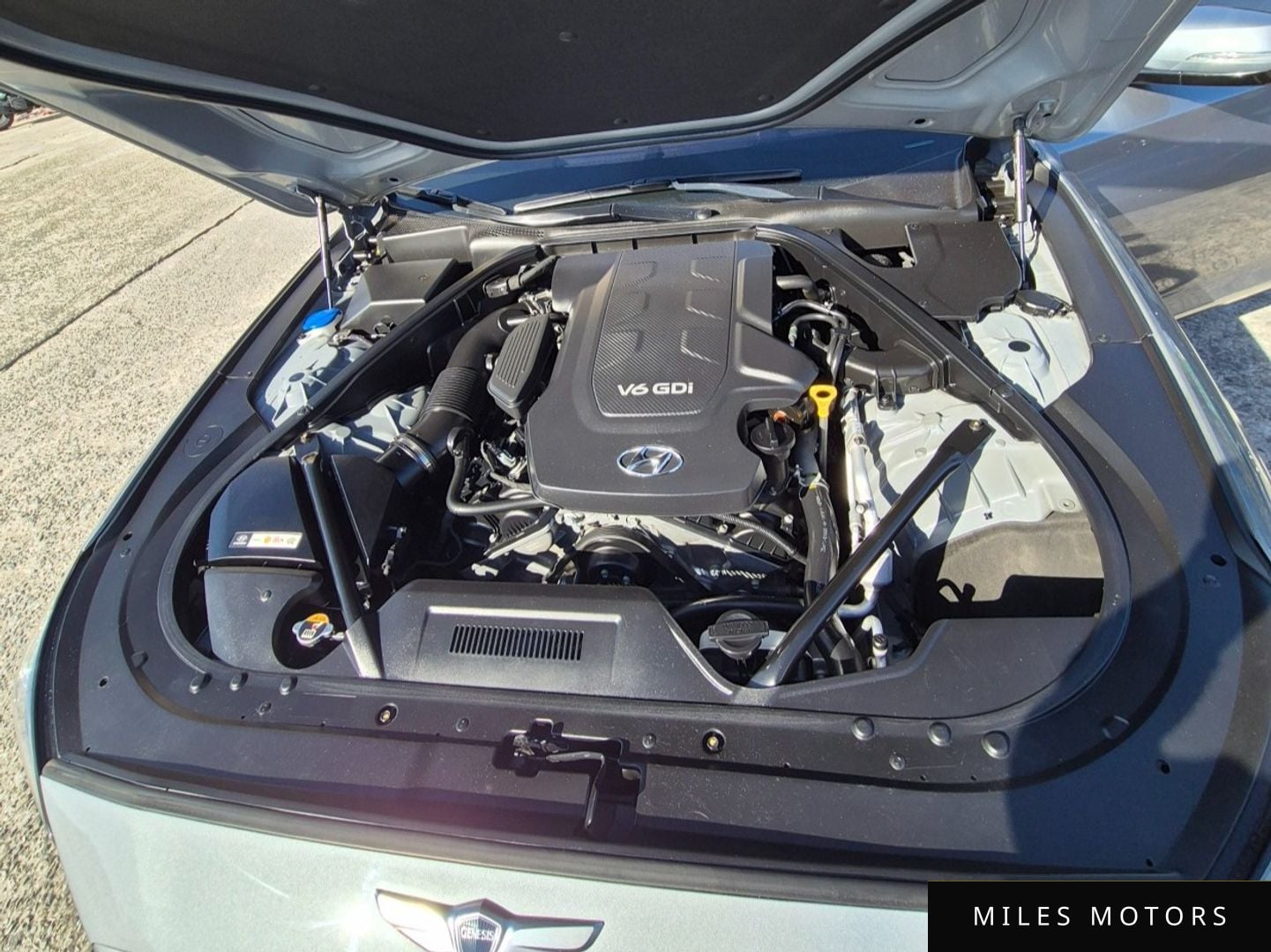 Hyundai Genesis 2015 — миниатюра 6