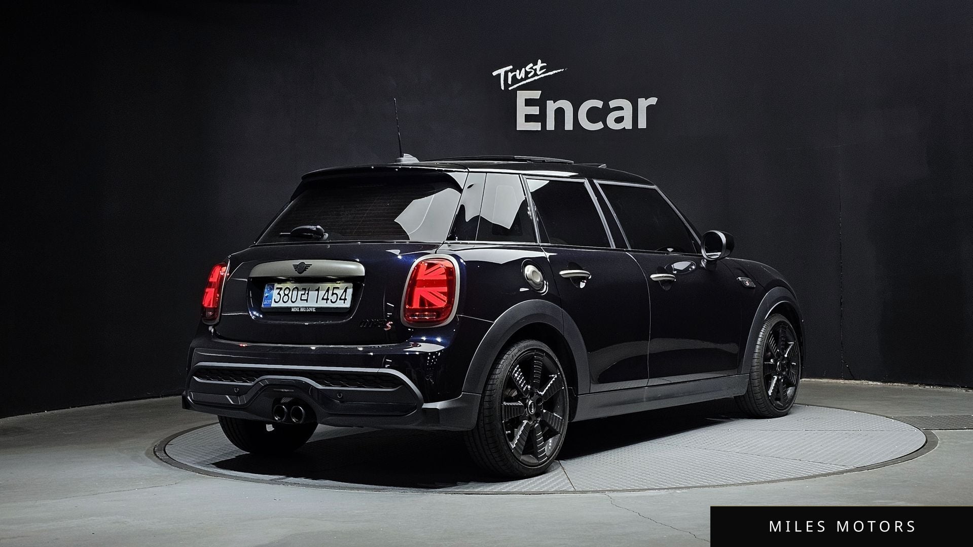 MINI 쿠퍼 S 2023 — миниатюра 2