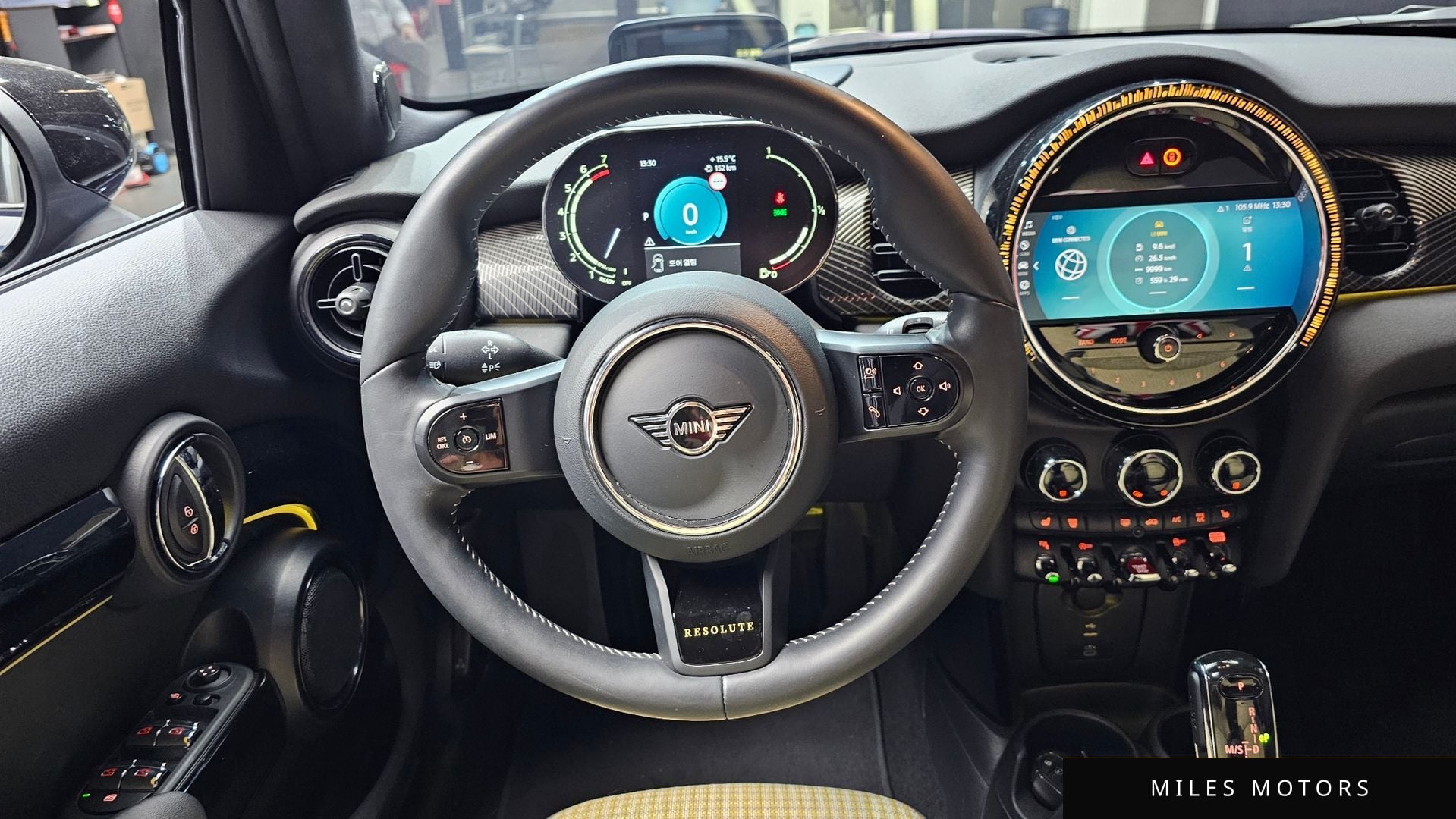MINI 쿠퍼 S 2023 — миниатюра 13