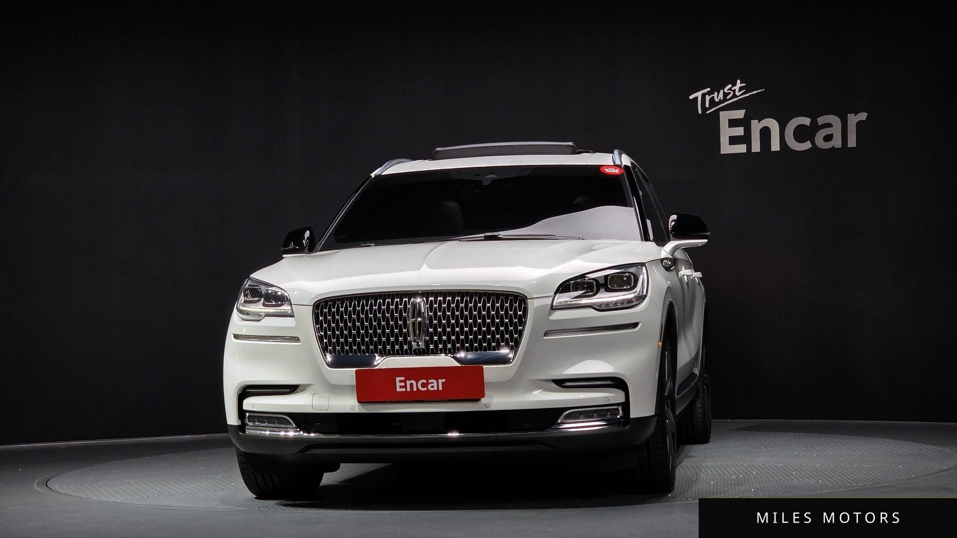 Lincoln 에비에이터 2023 — миниатюра 3
