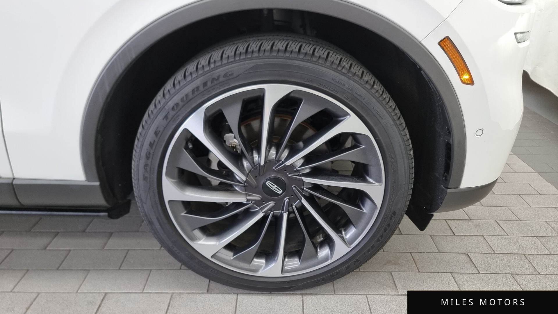 Lincoln 에비에이터 2023 — миниатюра 5
