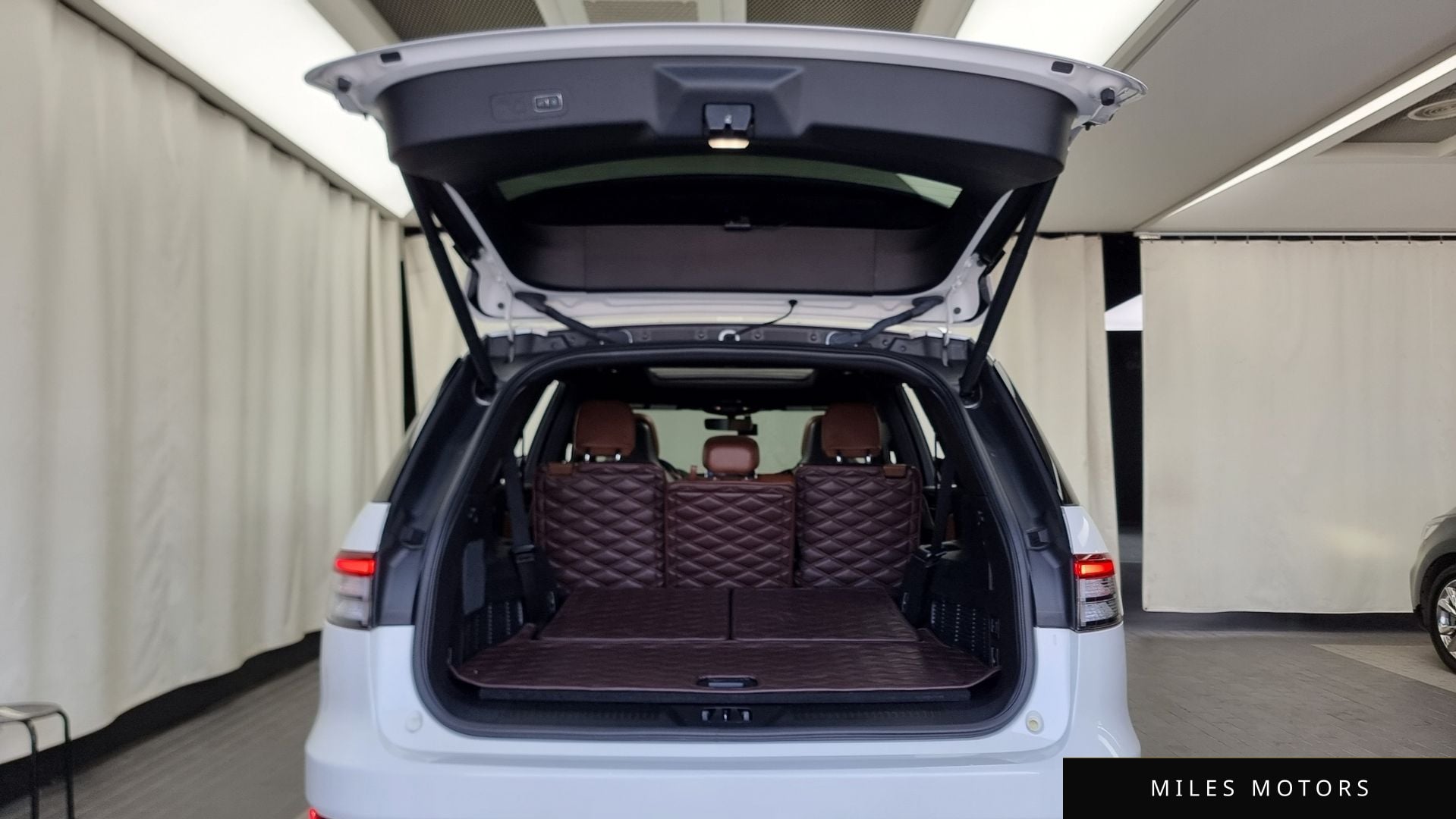 Lincoln 에비에이터 2023 — миниатюра 20