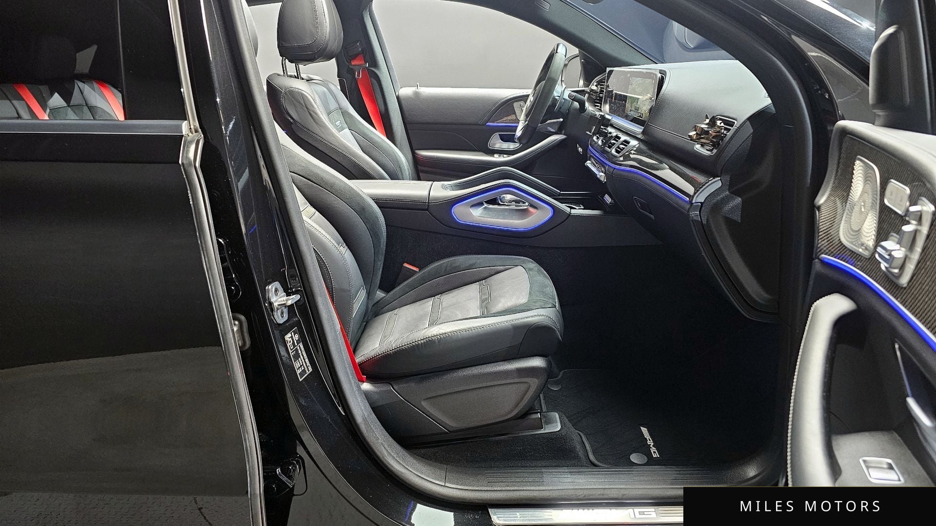 Mercedes-Benz GLE-Class W167 2023 — миниатюра 11