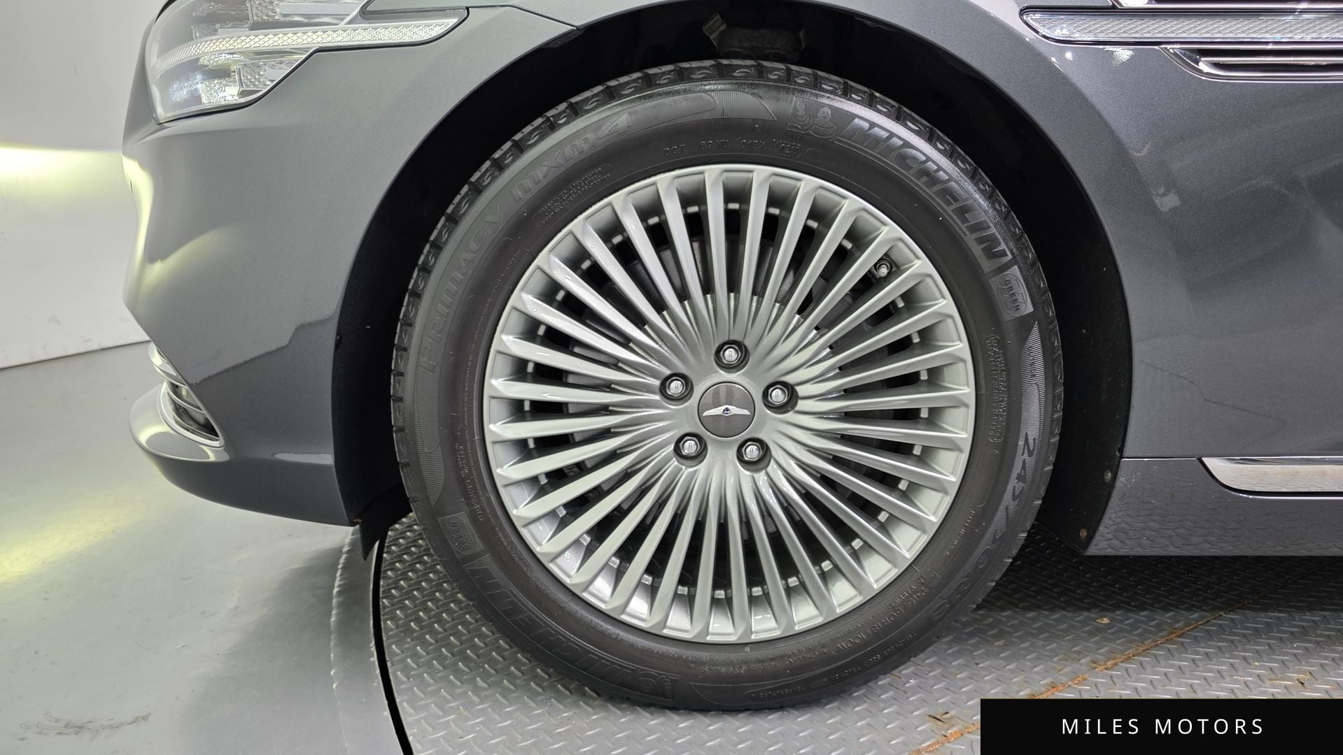 Genesis G90 2019 — миниатюра 5