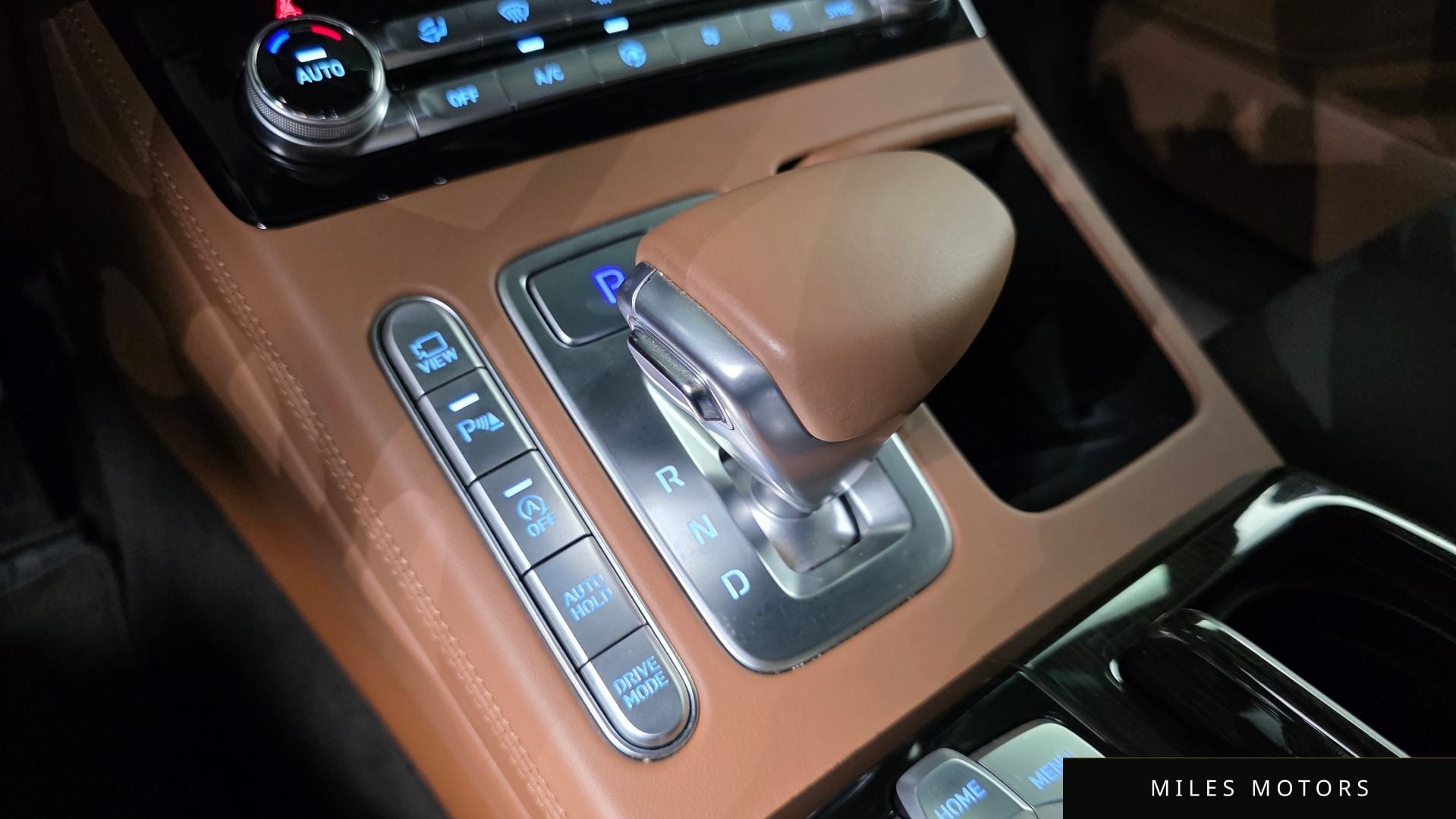 Genesis G90 2019 — миниатюра 9