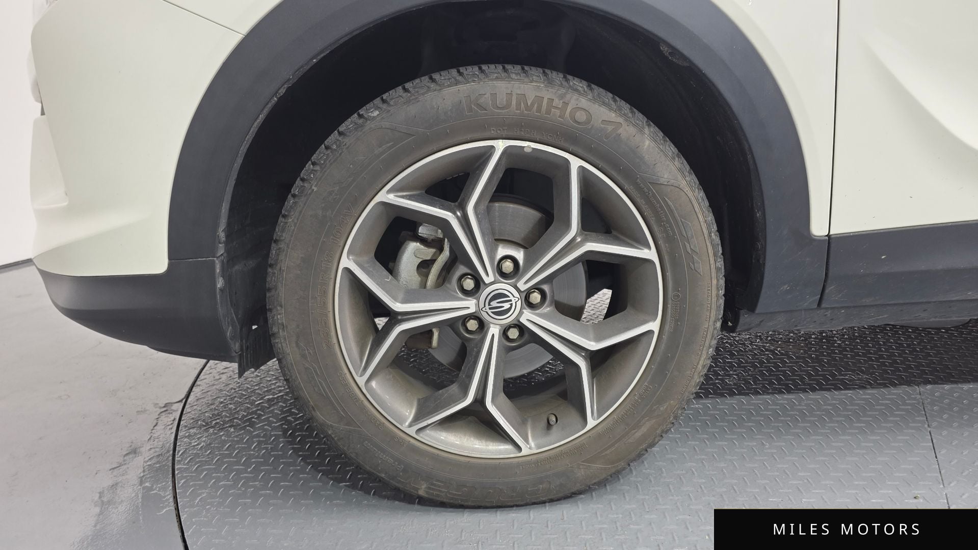 KG Mobility Beautiful Korando 2022 — миниатюра 5