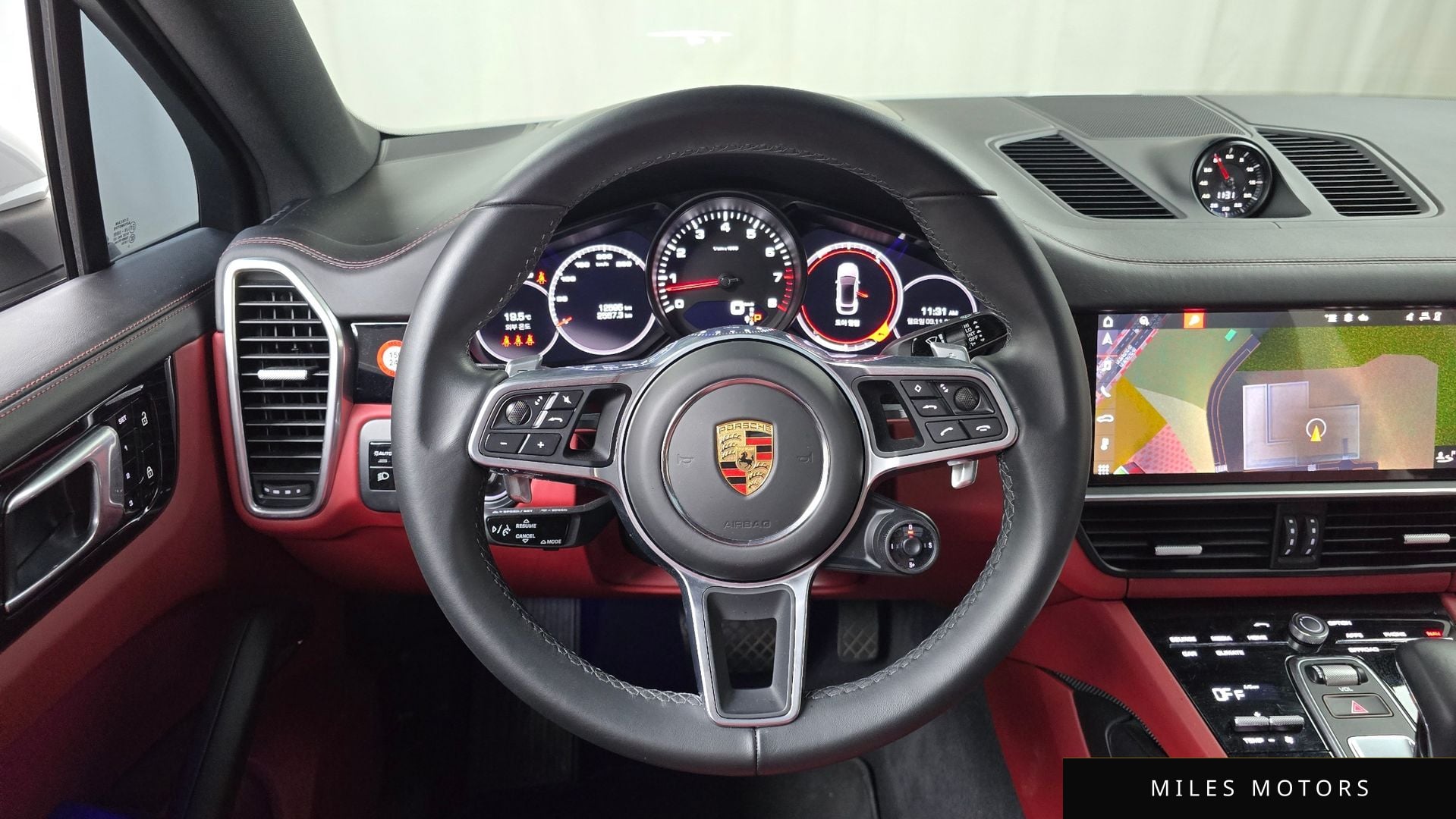 Porsche 카이엔 (PO536) 2021 — миниатюра 13