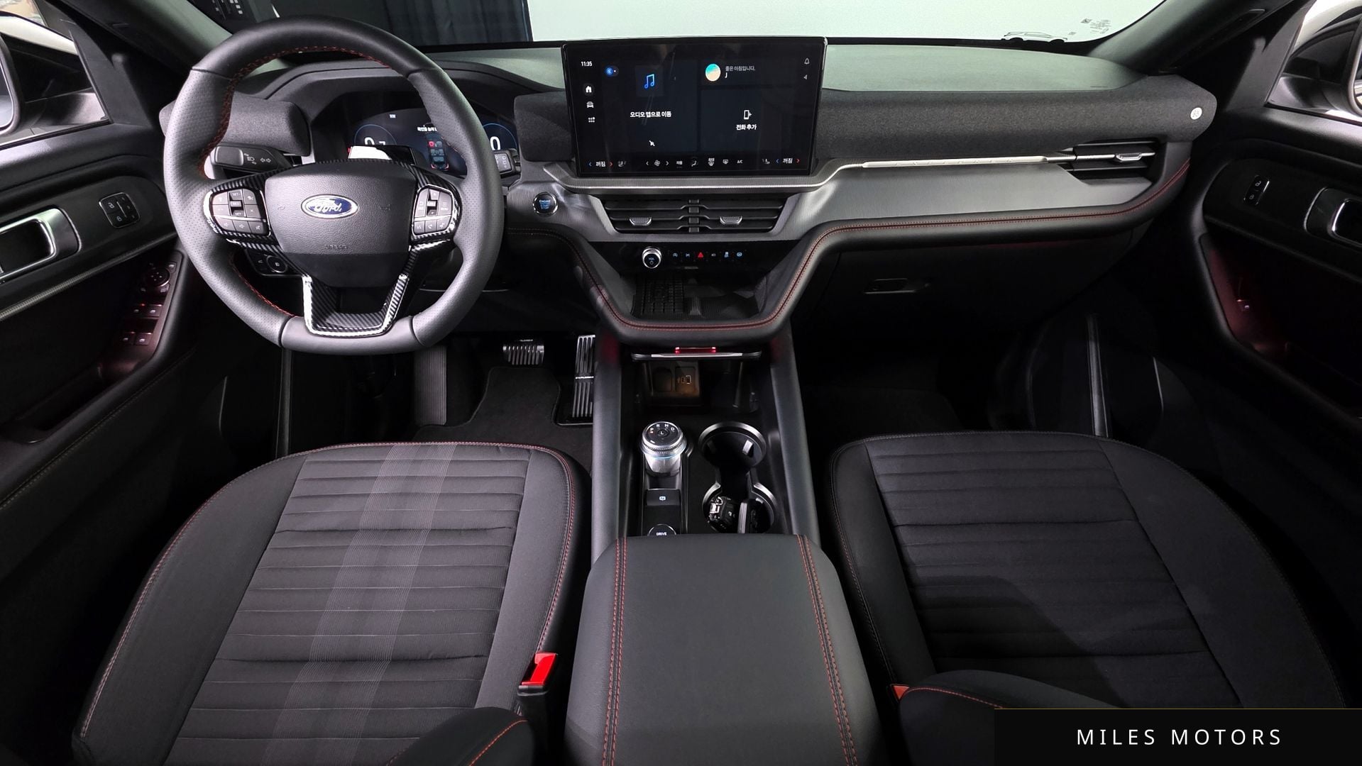 Ford Explorer 2025 — миниатюра 7