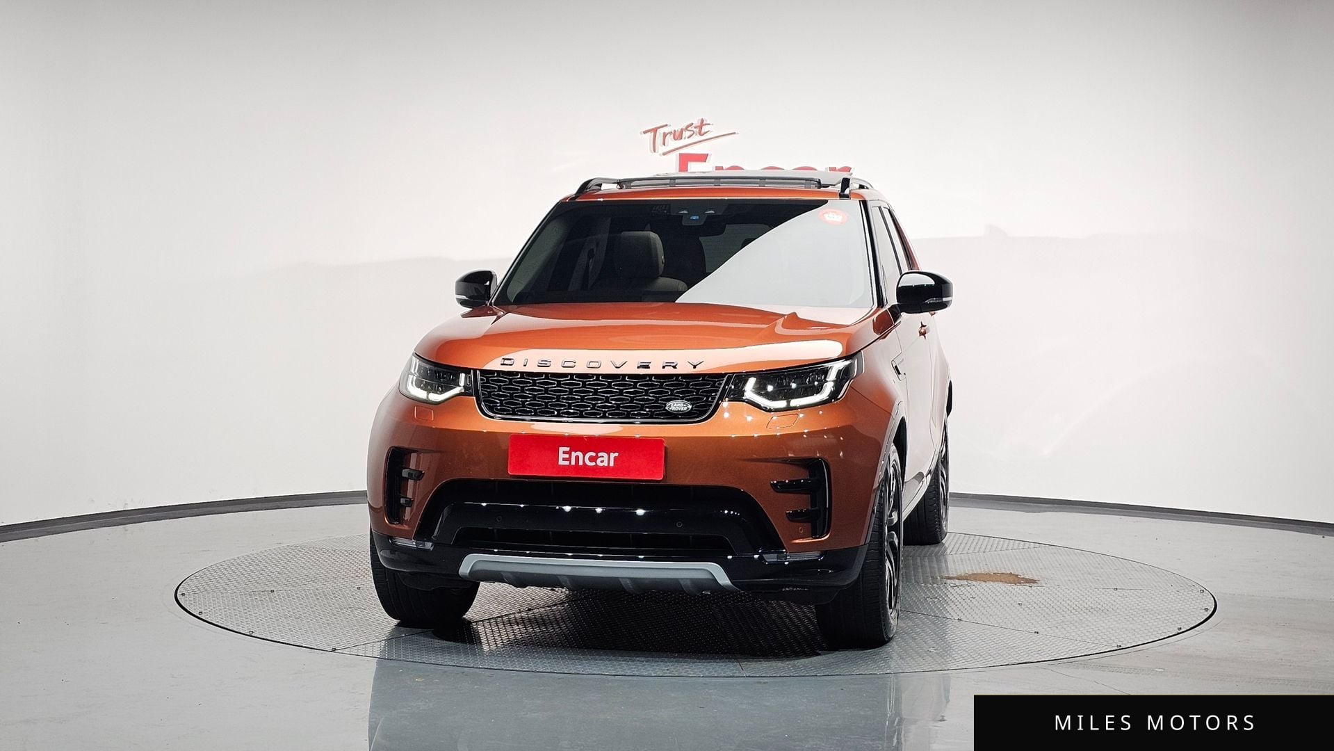 Land Rover Discovery 2020 — миниатюра 3