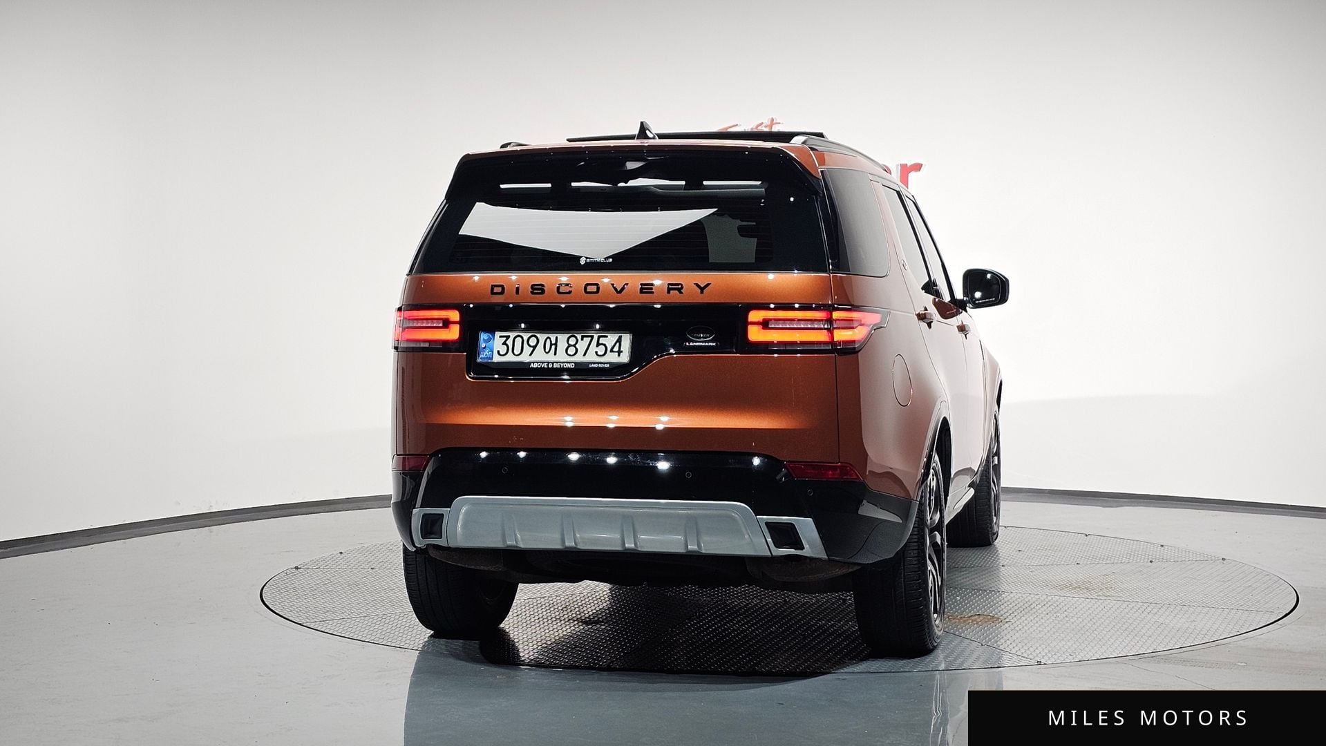 Land Rover Discovery 2020 — миниатюра 4