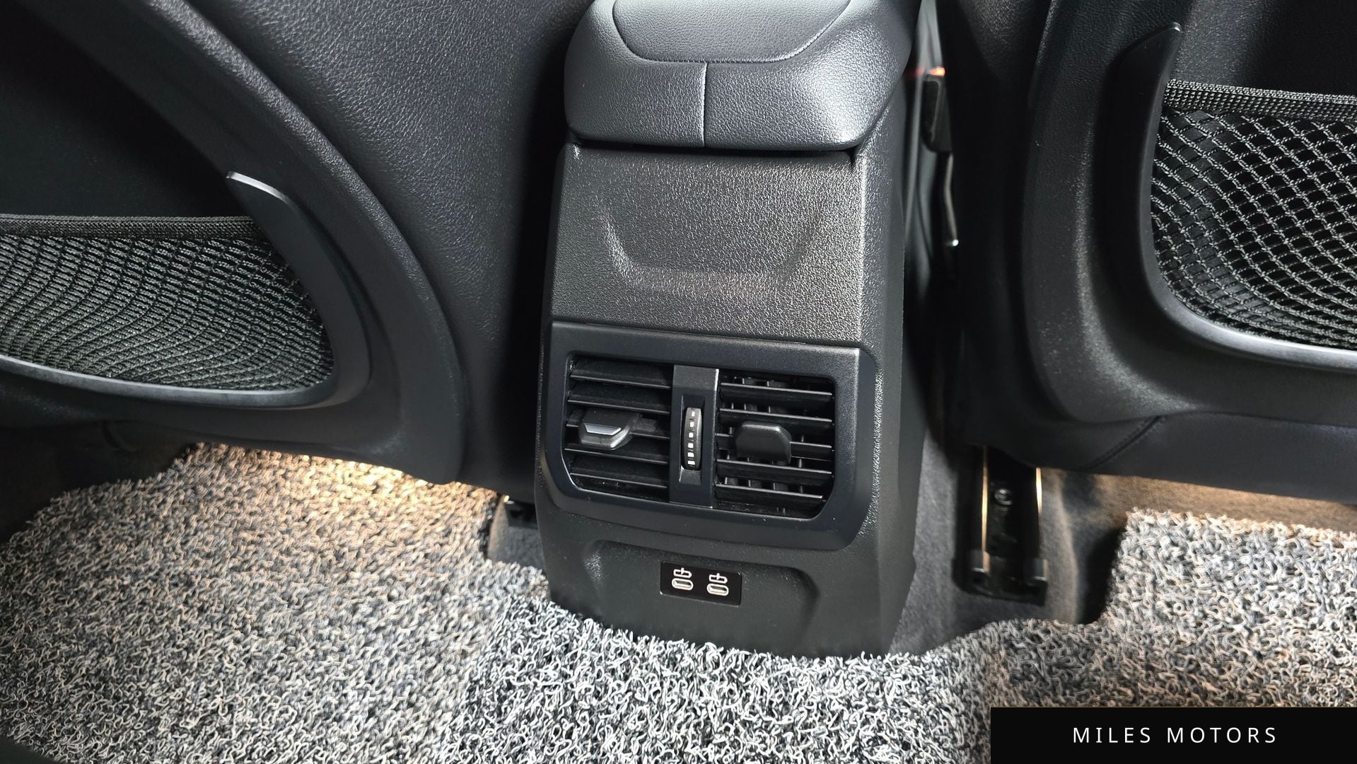 BMW 2시리즈 그란쿠페 (F44) 2021 — миниатюра 19