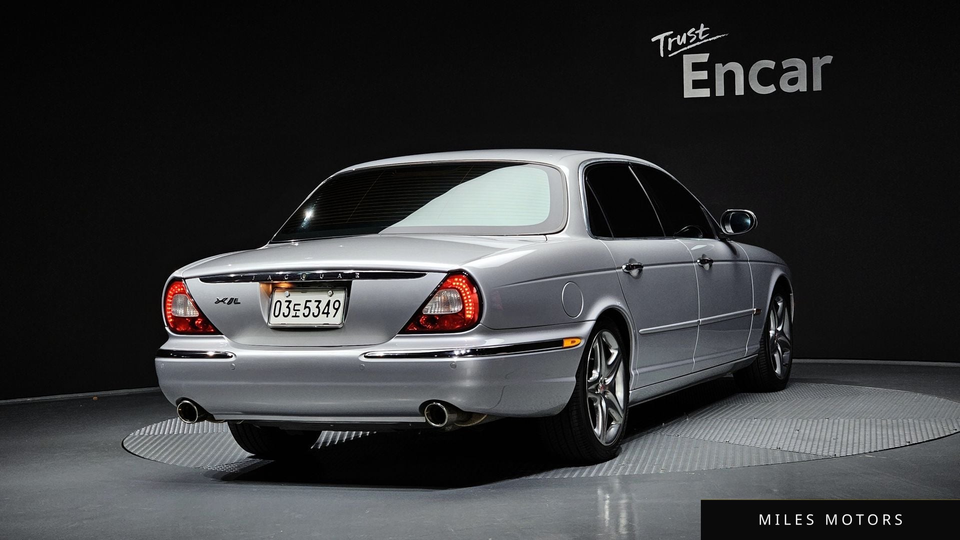Jaguar XJ-8 2005 — миниатюра 2