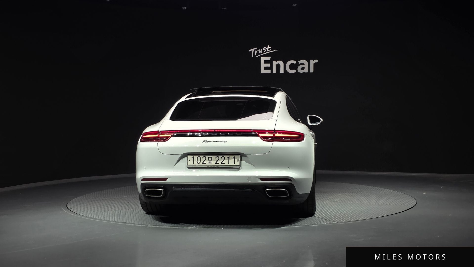 Porsche Panamera 2018 — миниатюра 4