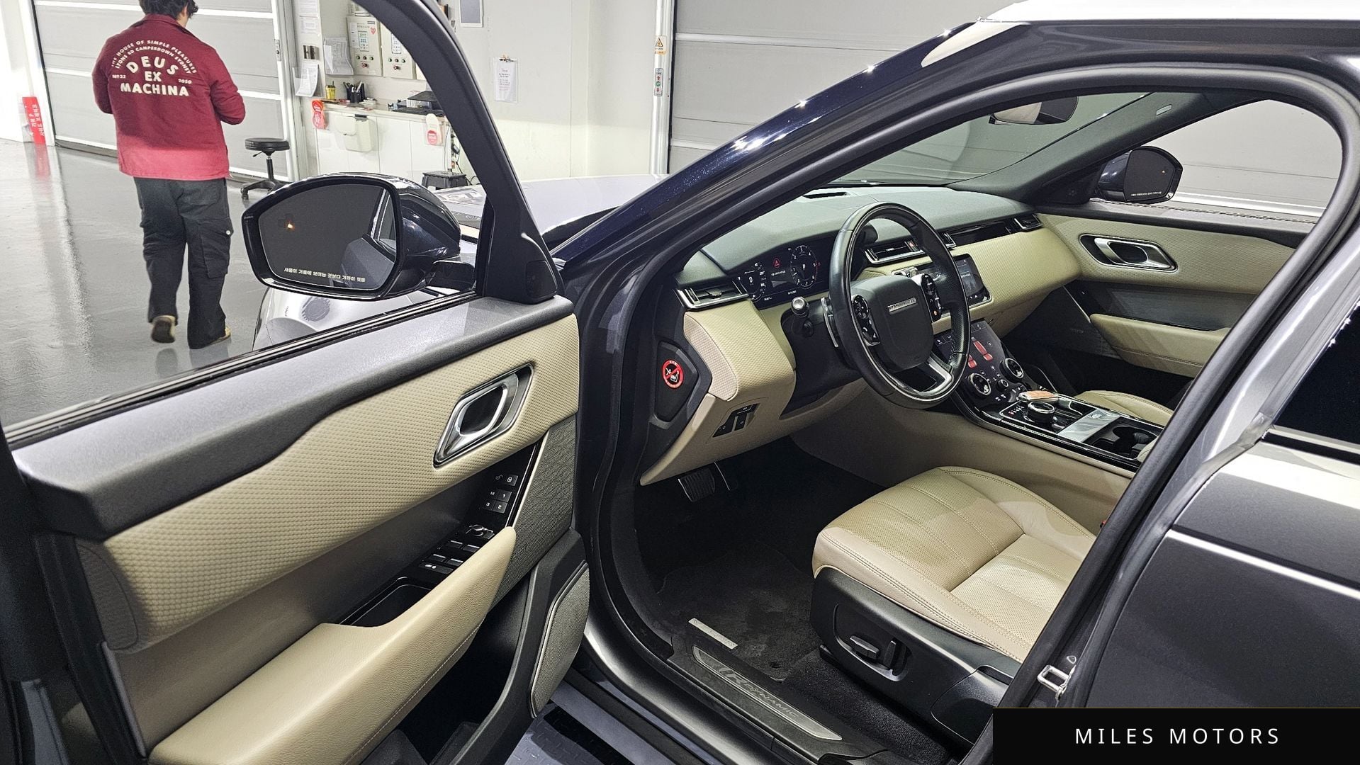 Land Rover 레인지로버 벨라 2018 — миниатюра 10