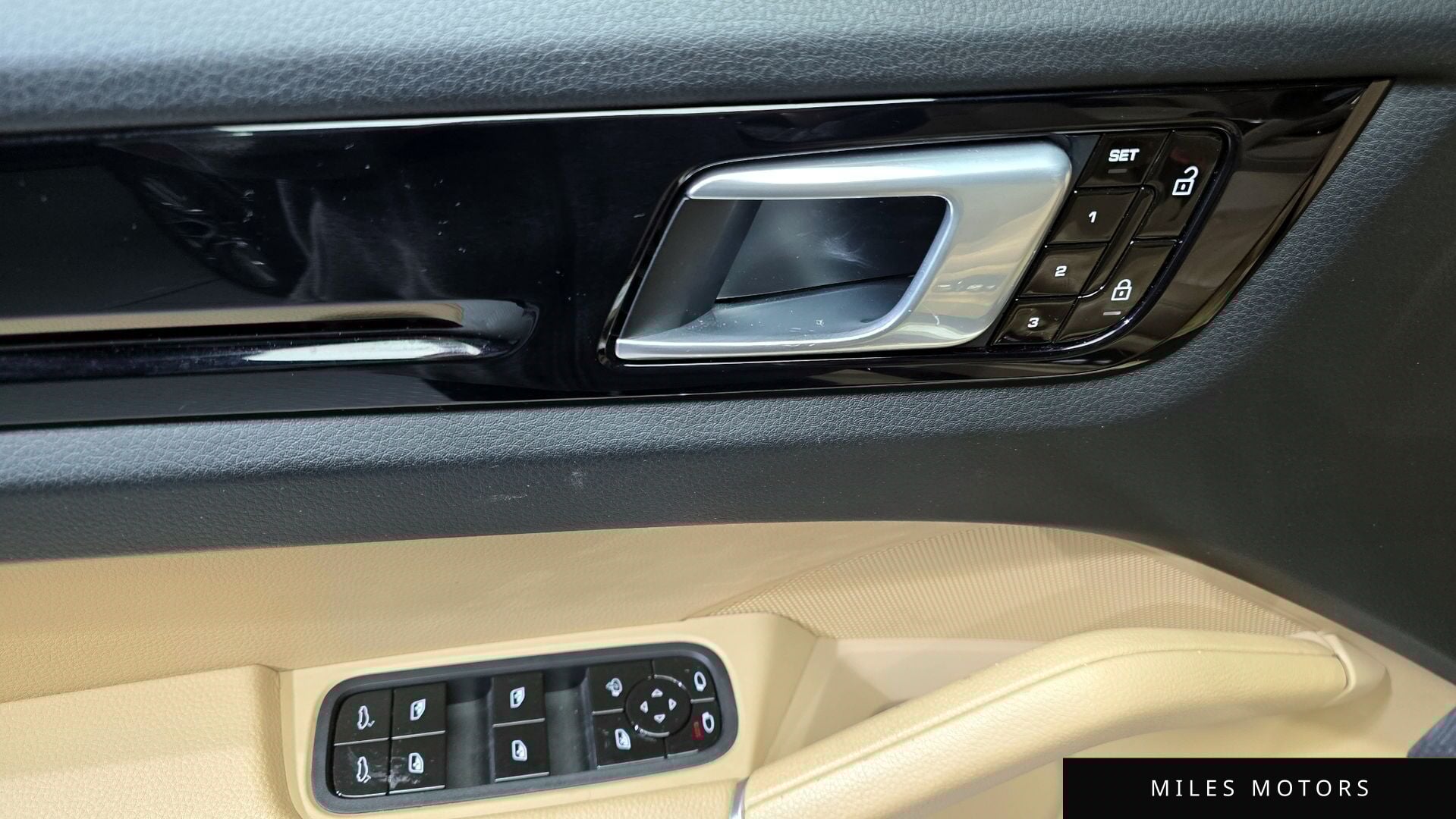 Porsche 카이엔 (PO536) 2019 — миниатюра 10