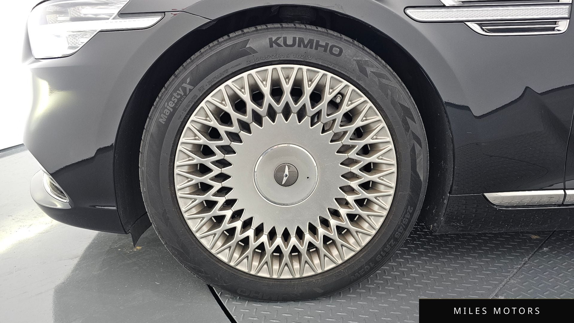 Genesis G90 2019 — миниатюра 5