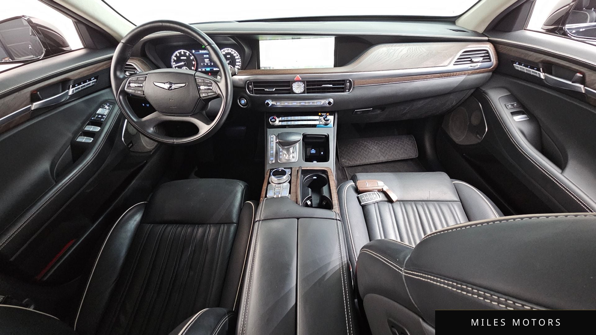 Genesis G90 2019 — миниатюра 7
