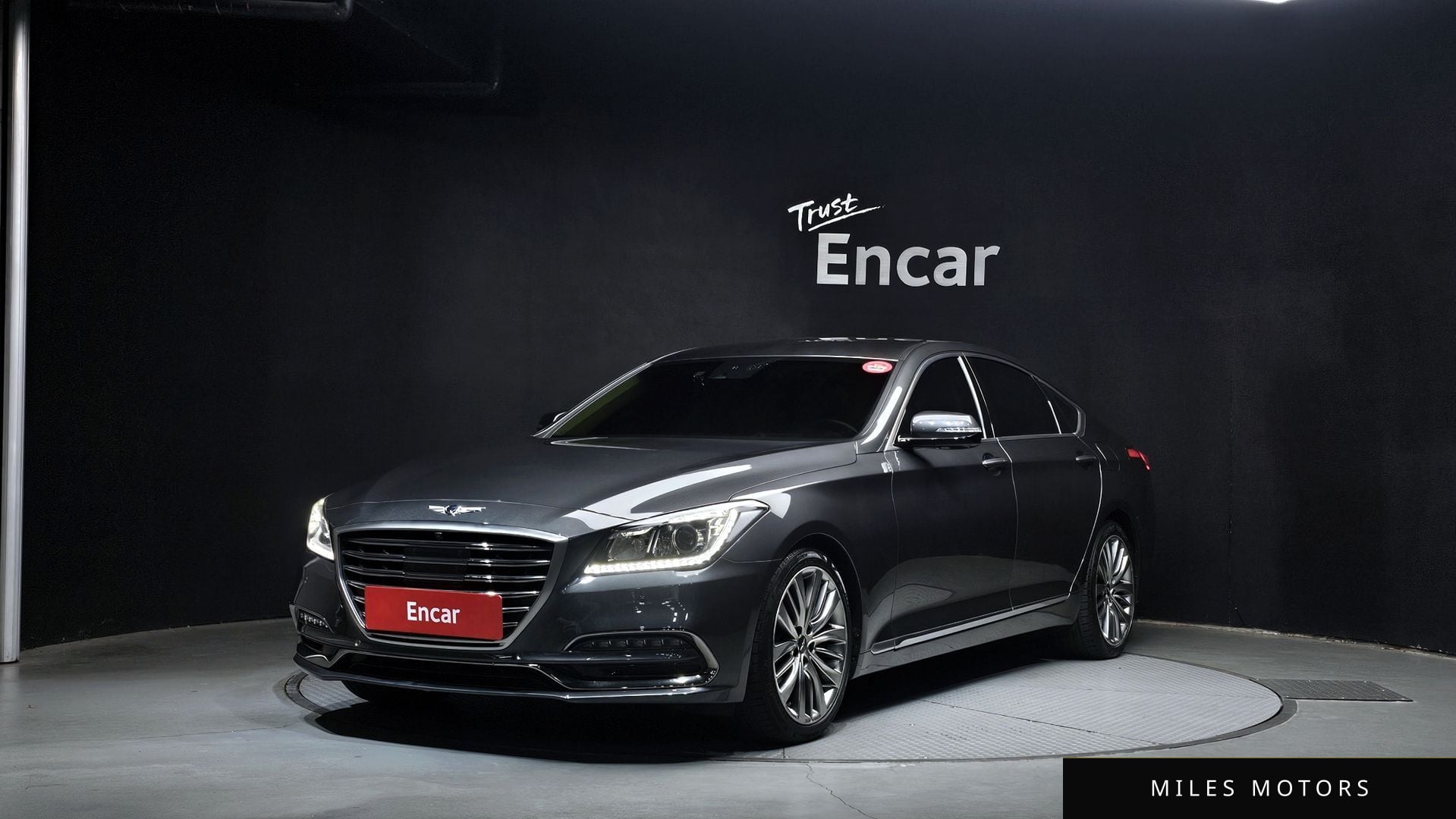 Genesis G80 2019 — фото 1 из 12