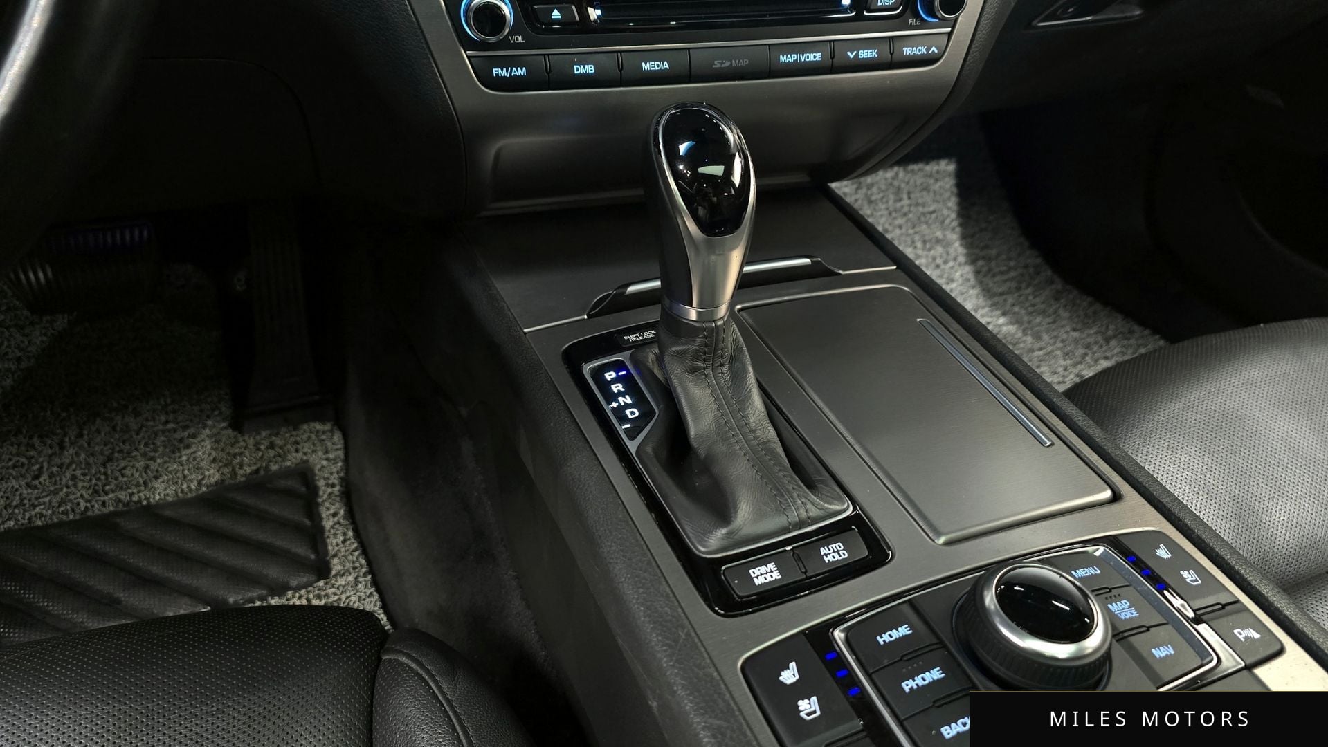 Hyundai Genesis 2016 — миниатюра 9