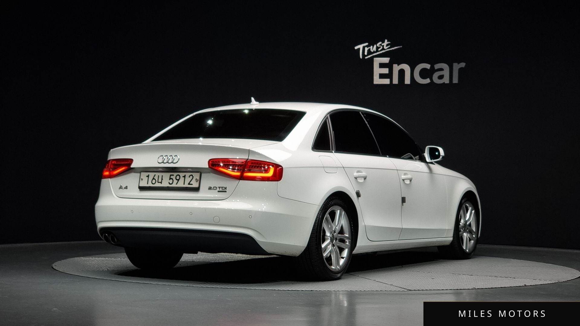 Audi A4 2013 — миниатюра 2