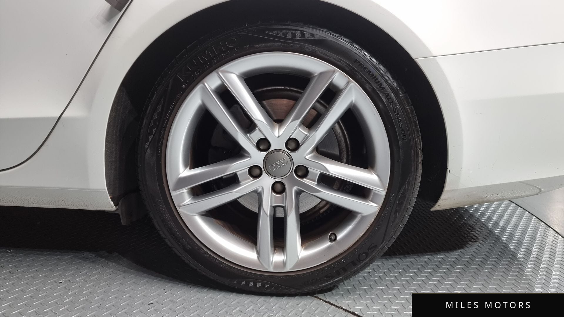 Audi A4 2013 — миниатюра 5