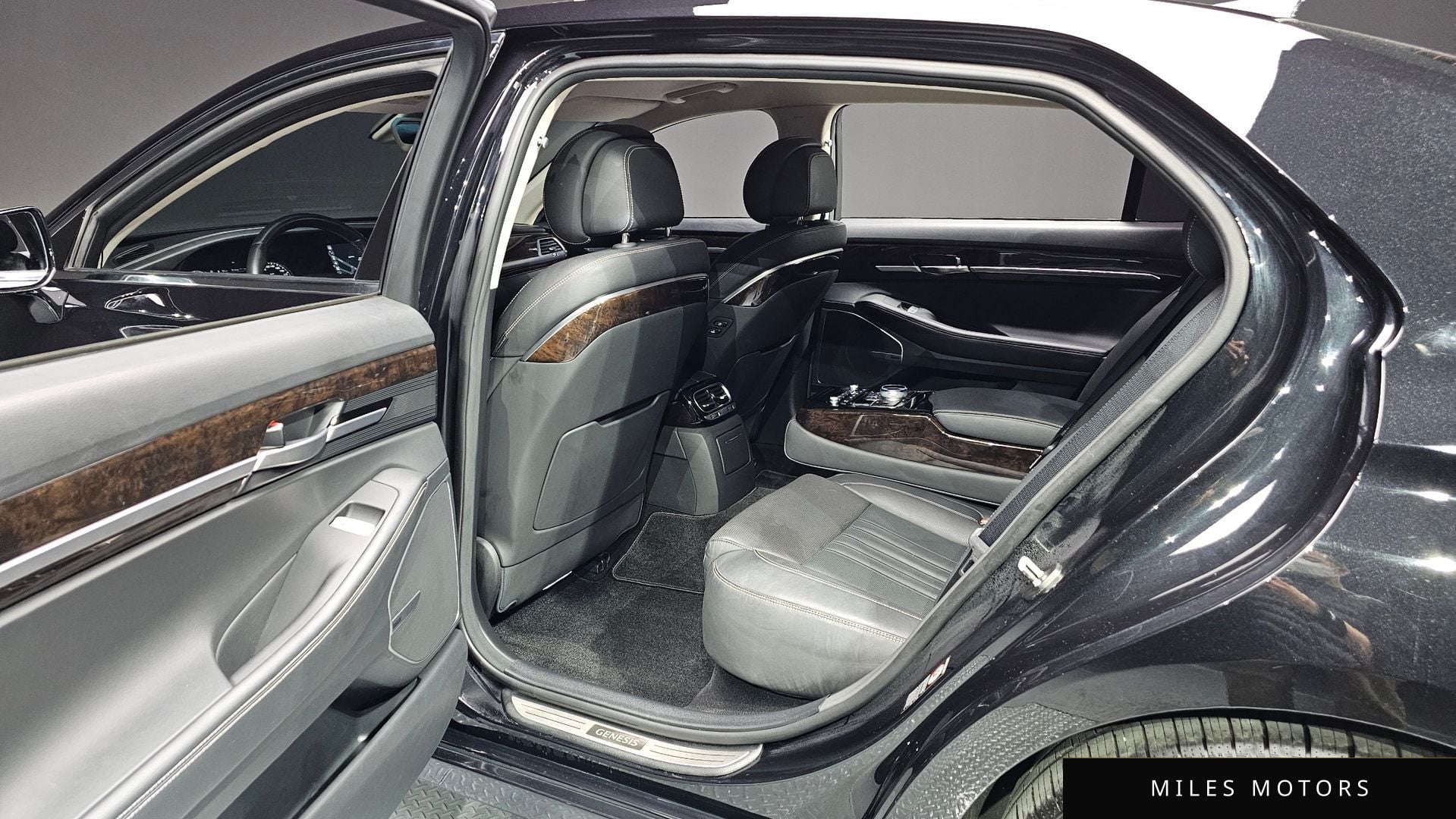 Genesis G90 2020 — миниатюра 11