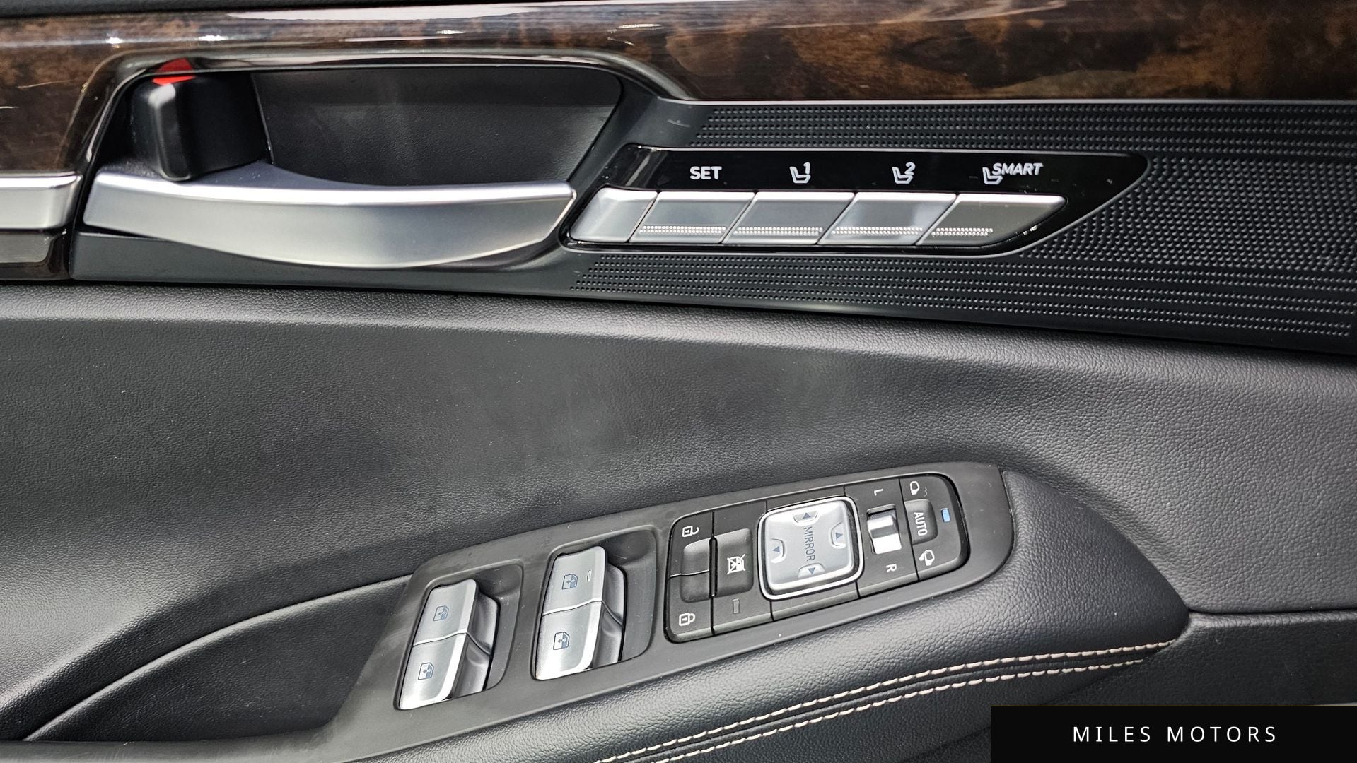 Genesis G90 2020 — миниатюра 12