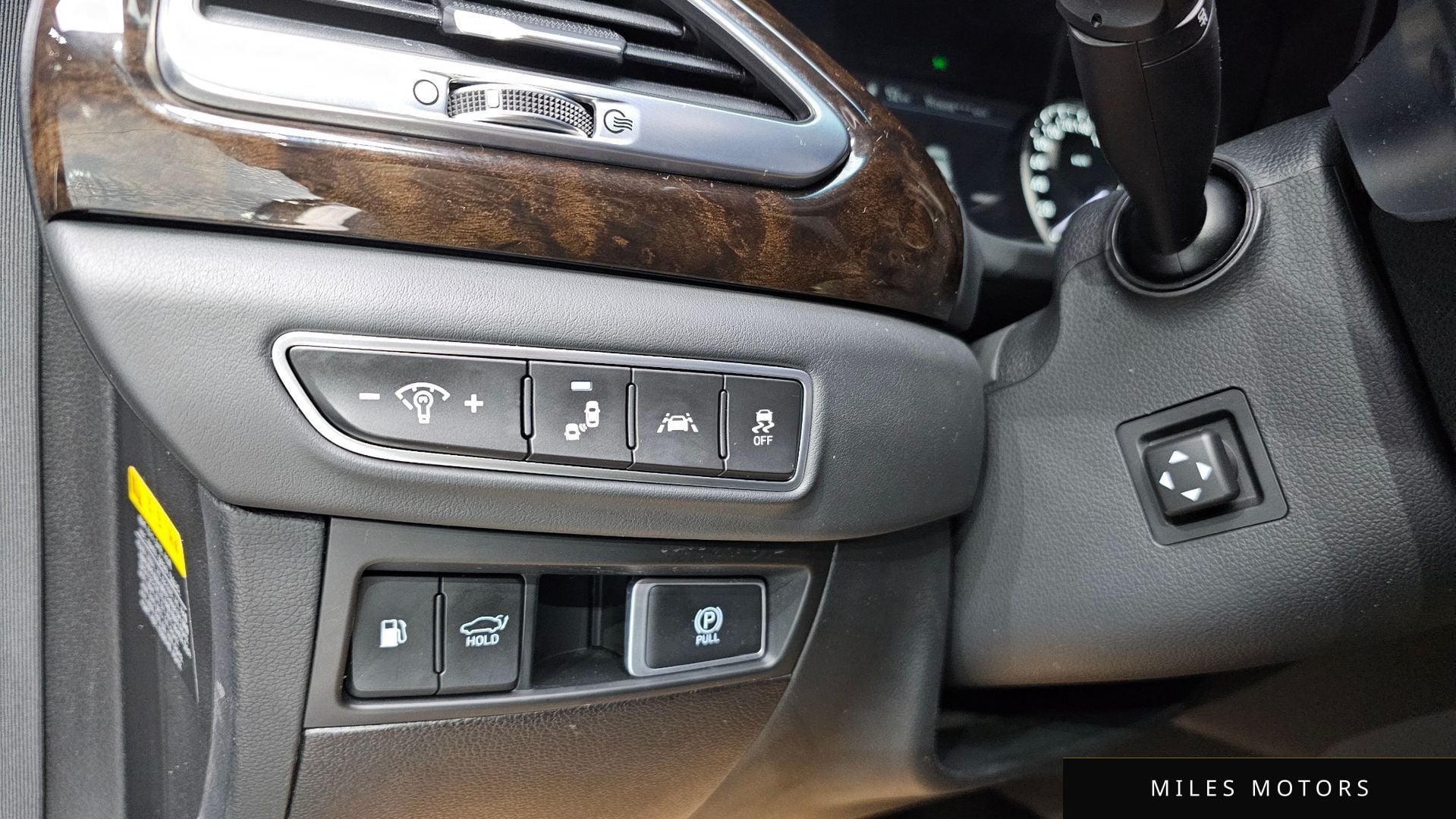 Genesis G90 2020 — миниатюра 13