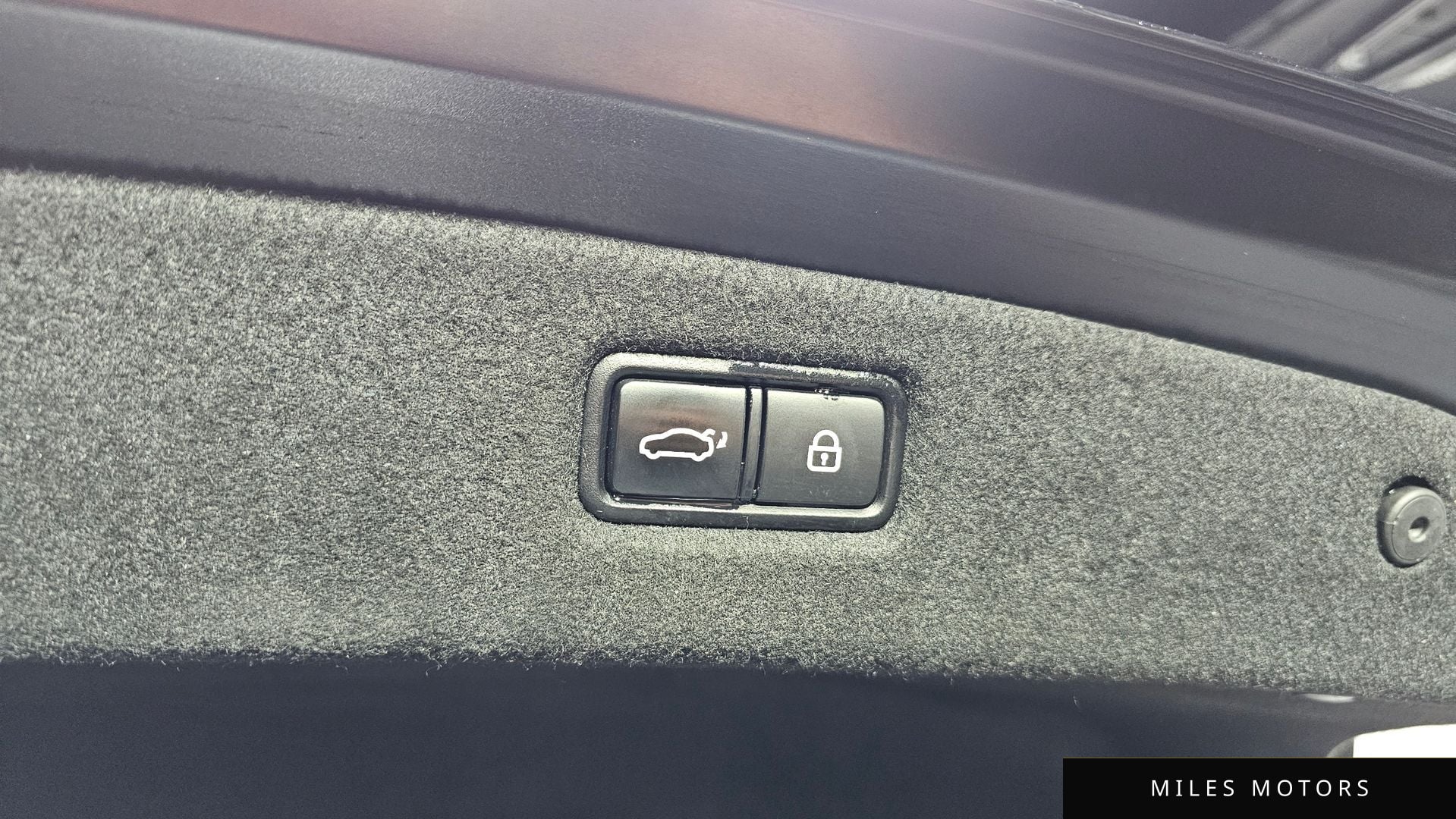 Genesis G90 2020 — миниатюра 20
