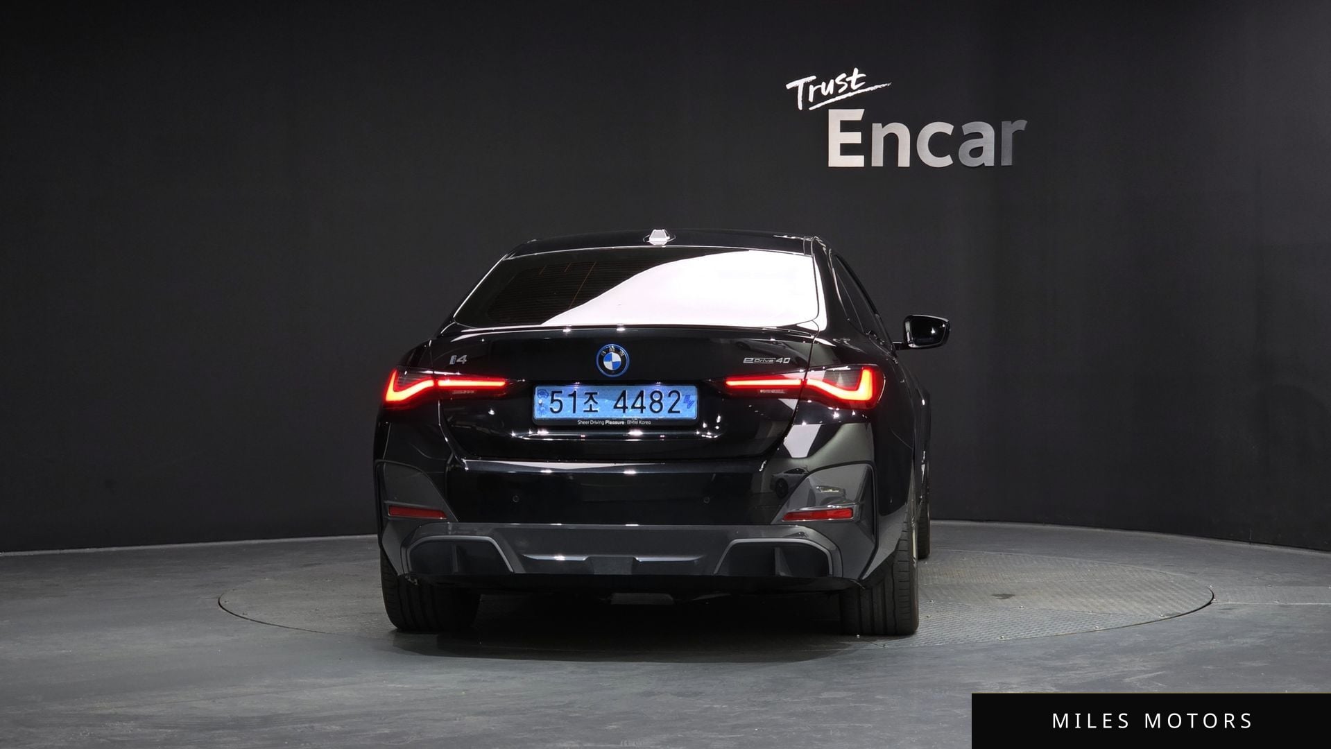 BMW i4 2024 — миниатюра 4