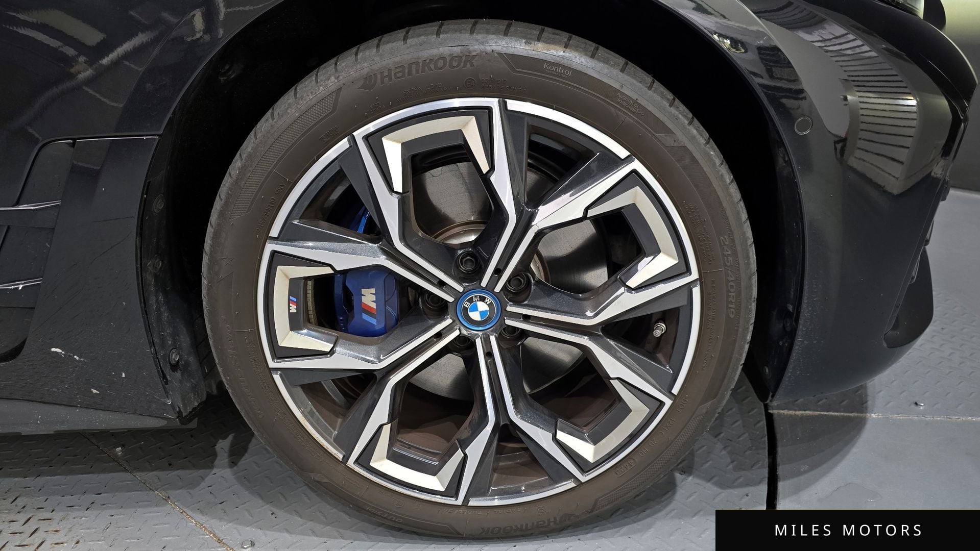 BMW i4 2024 — миниатюра 5
