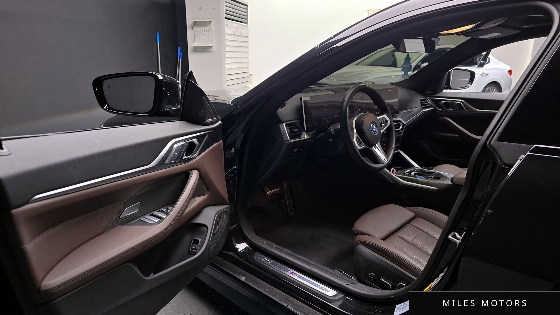 BMW i4 2024 — миниатюра 10