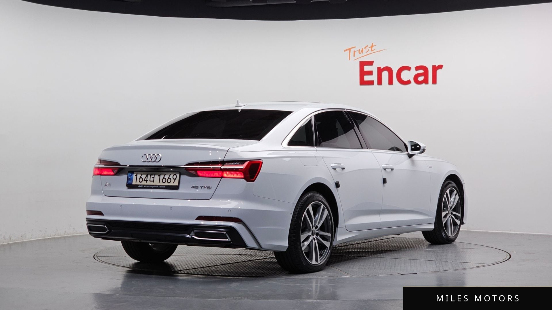 Audi A6 (C8) 2023 — миниатюра 2