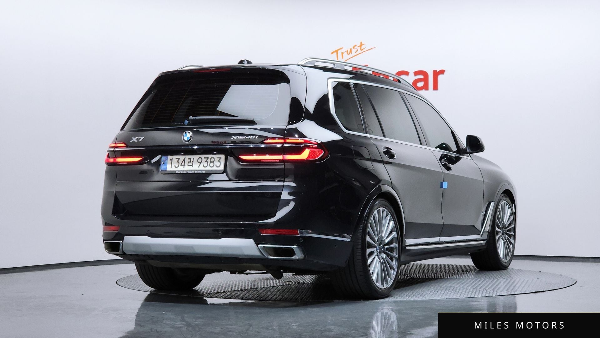 BMW X7 (G07) 2024 — миниатюра 2