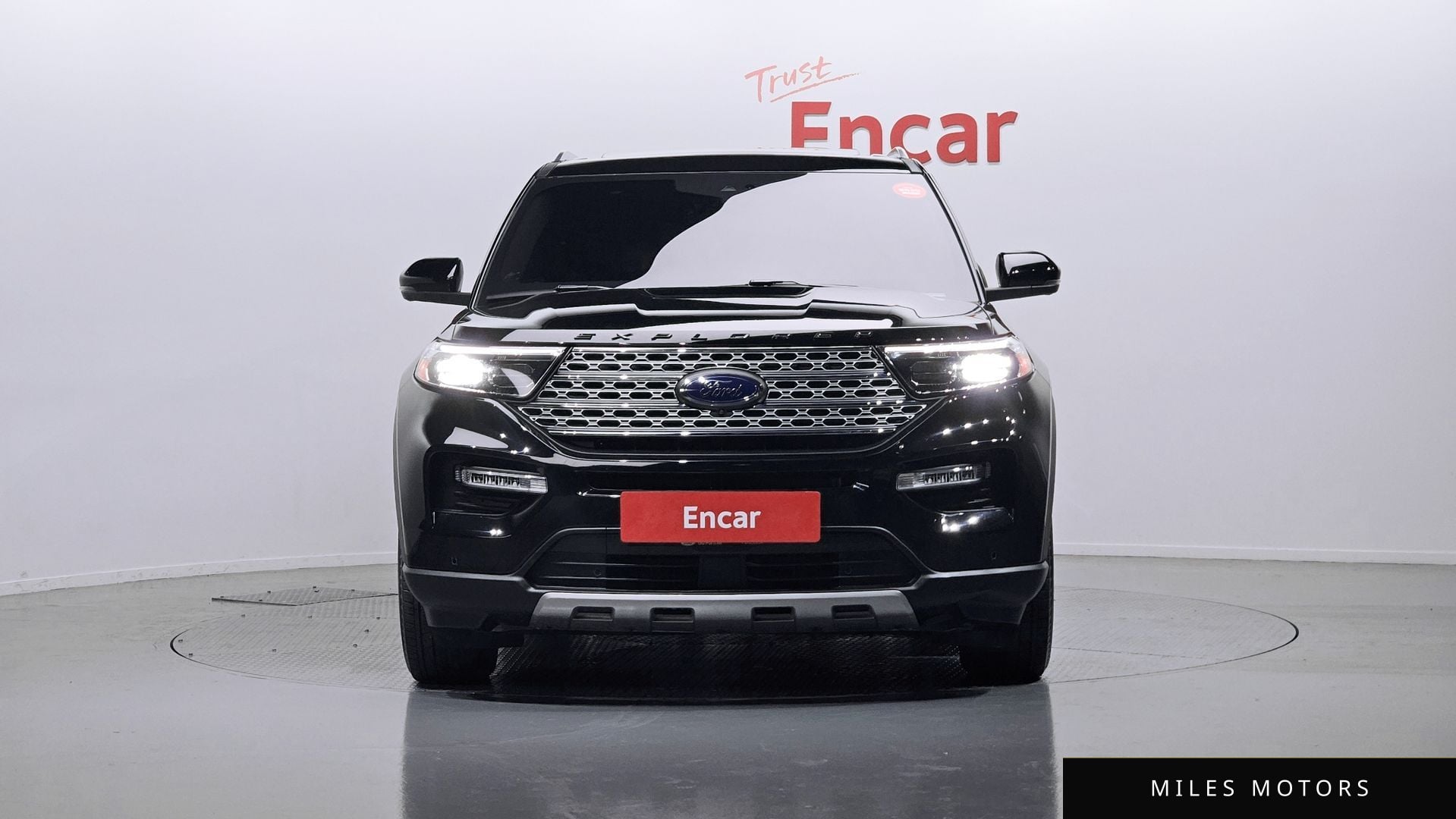 Ford Explorer 2021 — миниатюра 3