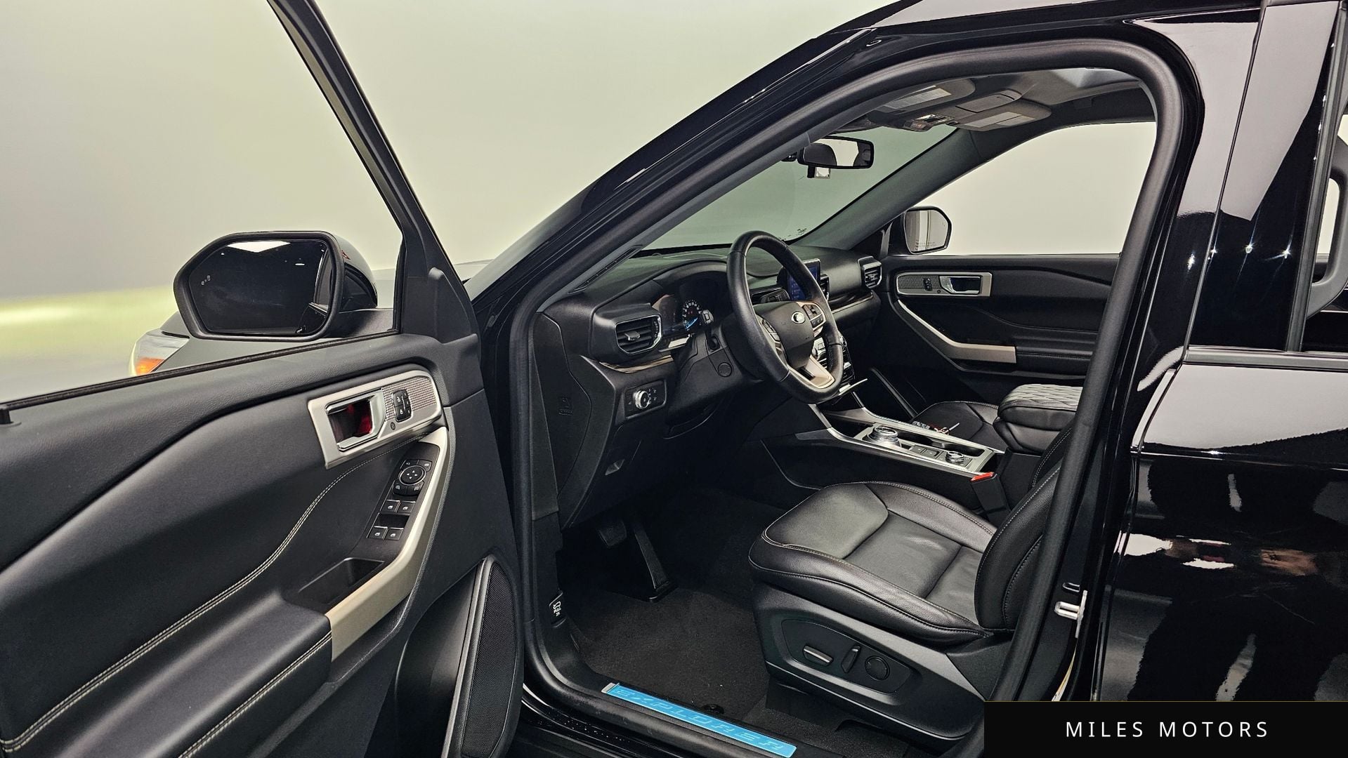 Ford Explorer 2021 — миниатюра 11