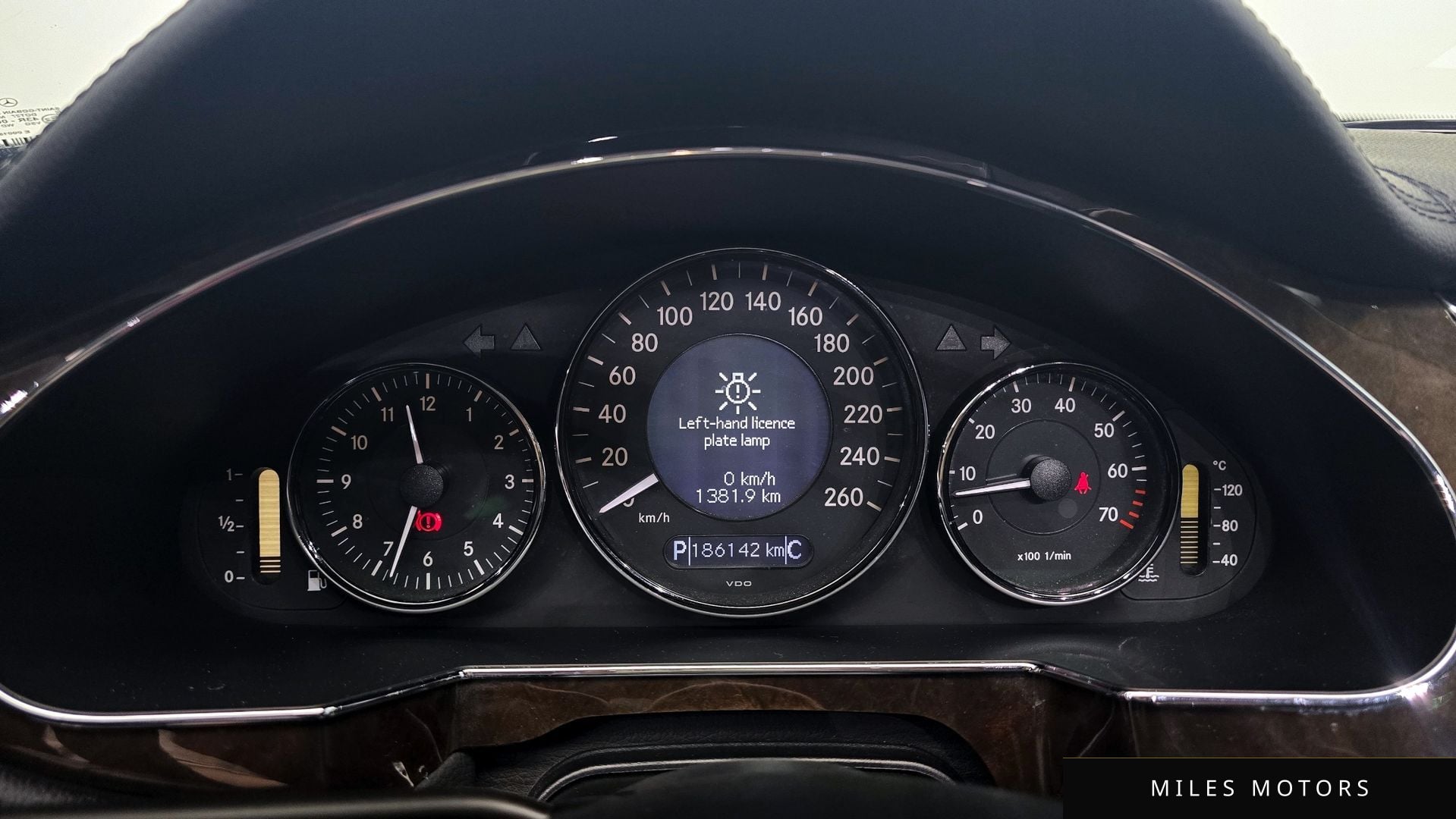 Mercedes-Benz CLS-Class W219 2005 — миниатюра 8