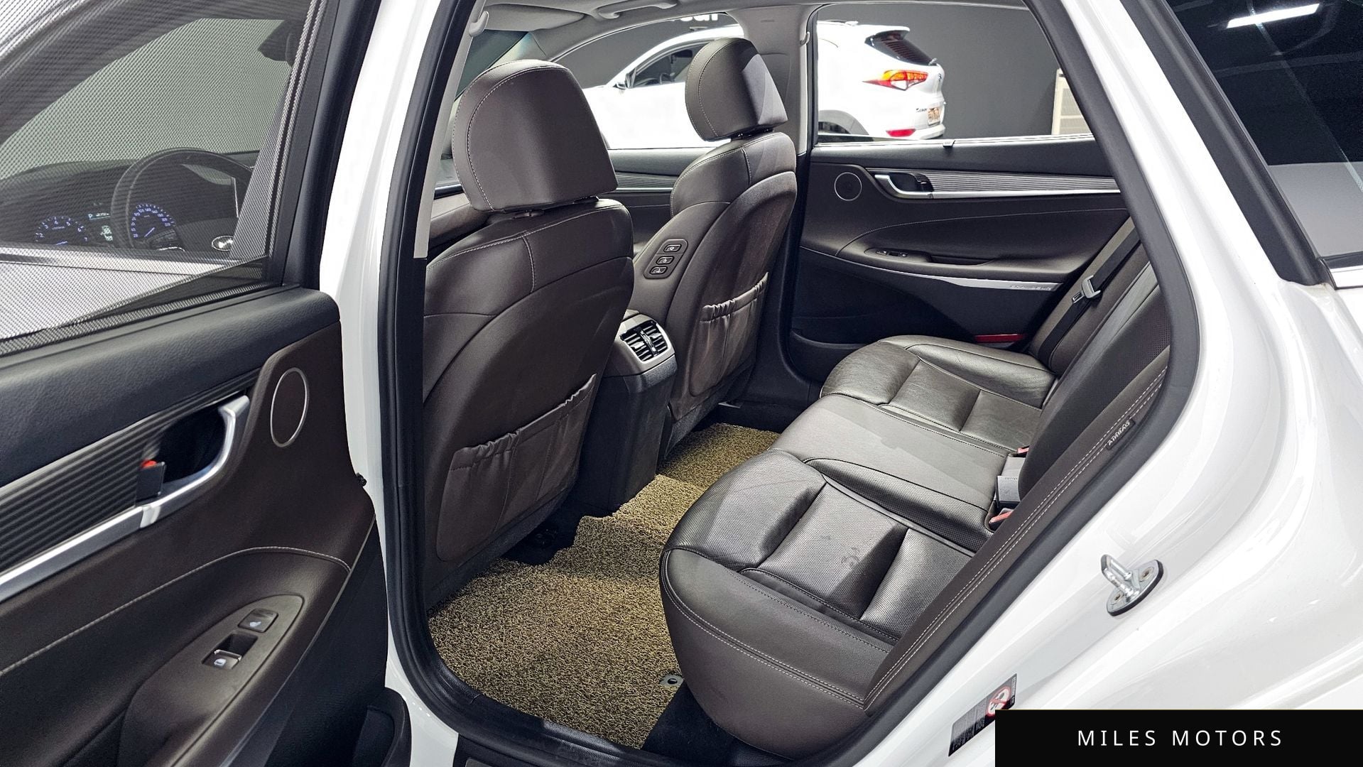 Hyundai Grandeur 2019 — миниатюра 10
