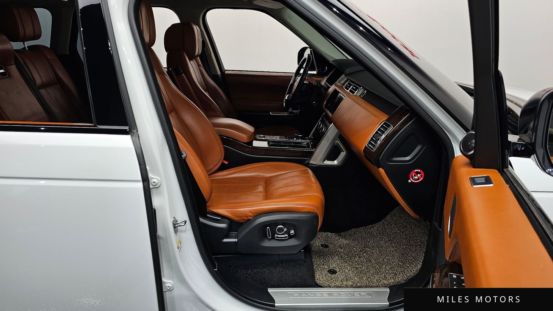 Land Rover Range Rover 2017 — миниатюра 11