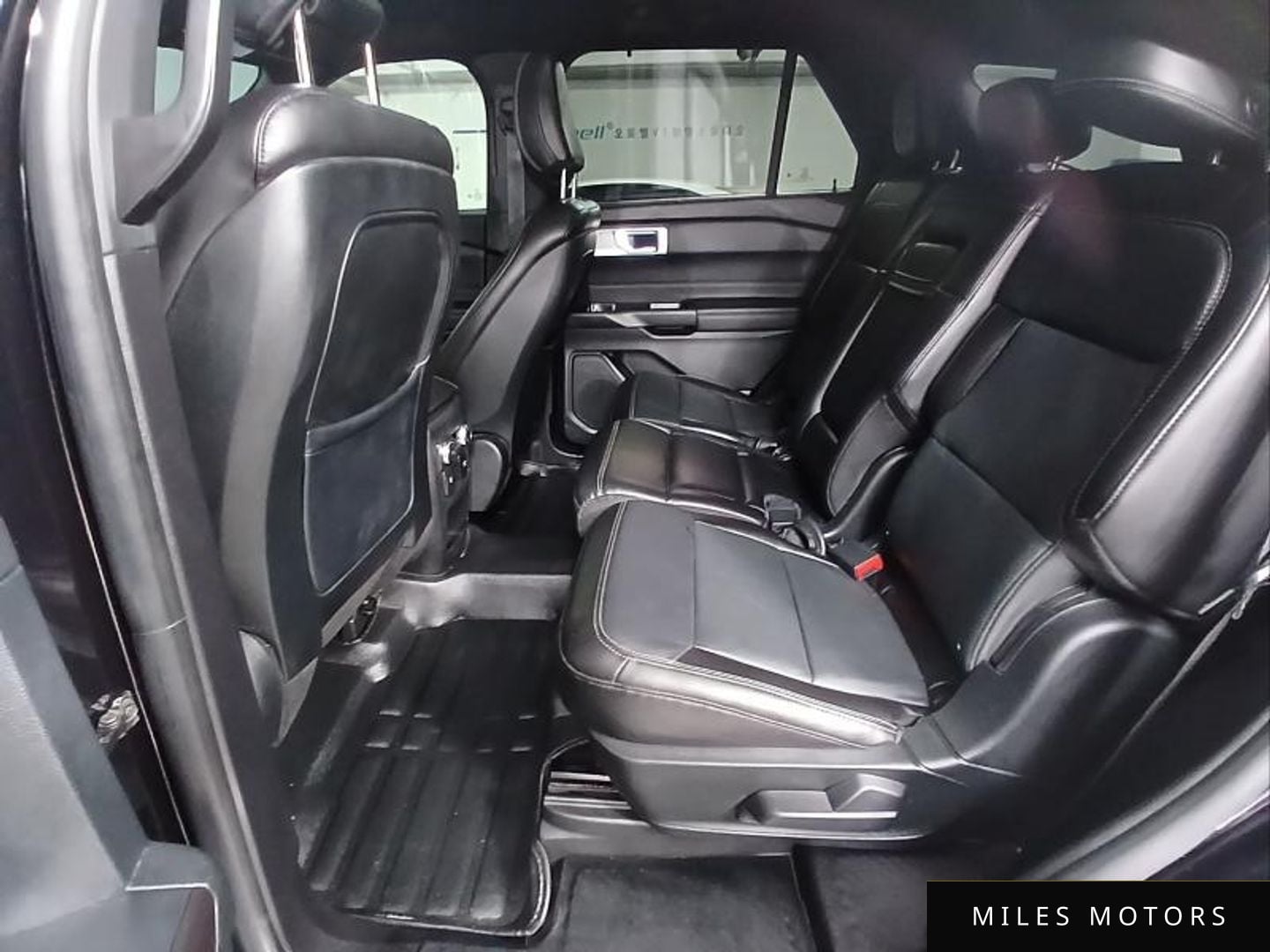 Ford Explorer 2020 — миниатюра 8