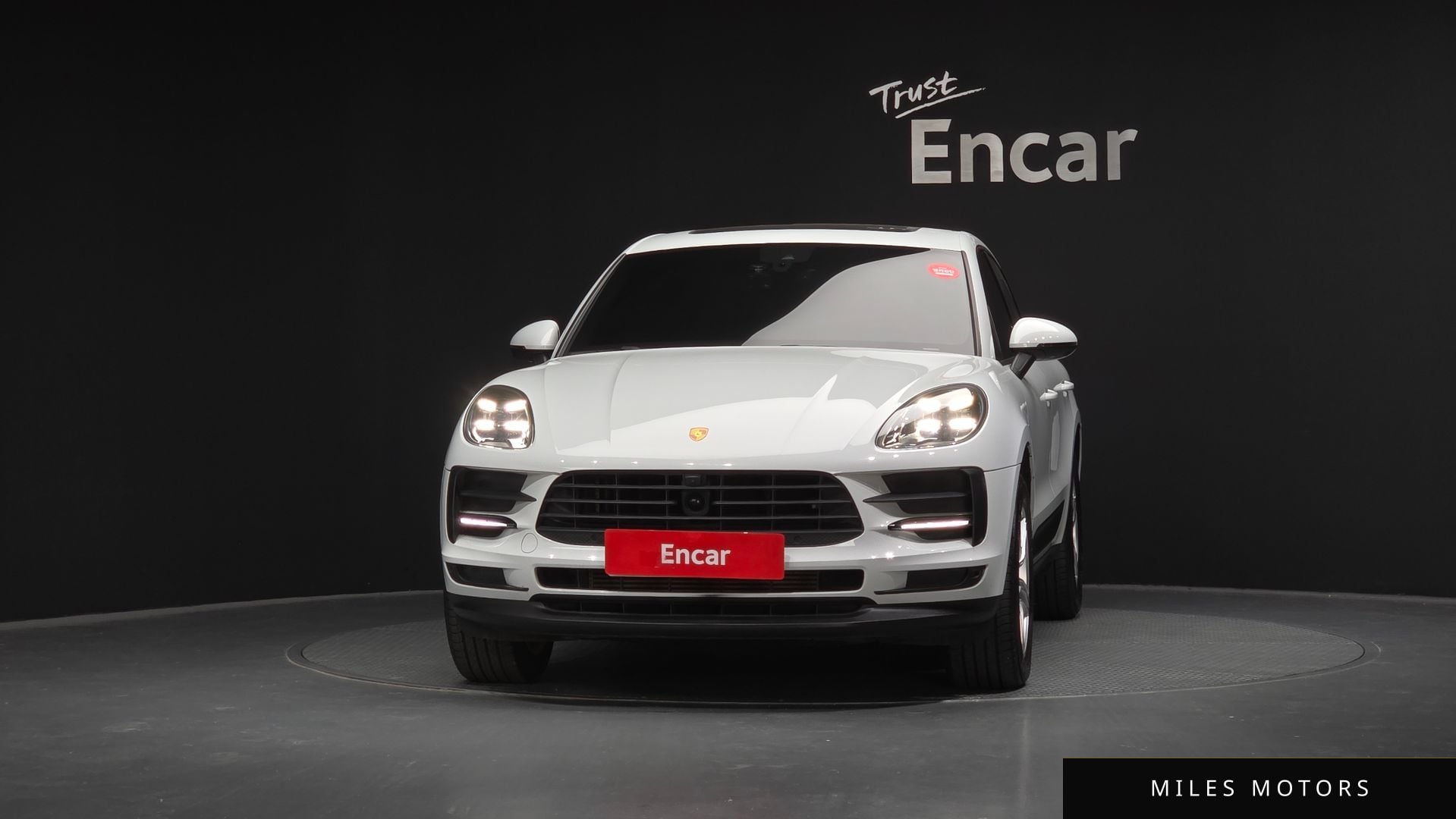 Porsche Macan 2019 — миниатюра 3