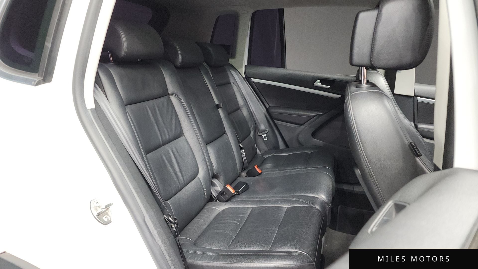 Volkswagen 티구안 2016 — миниатюра 12