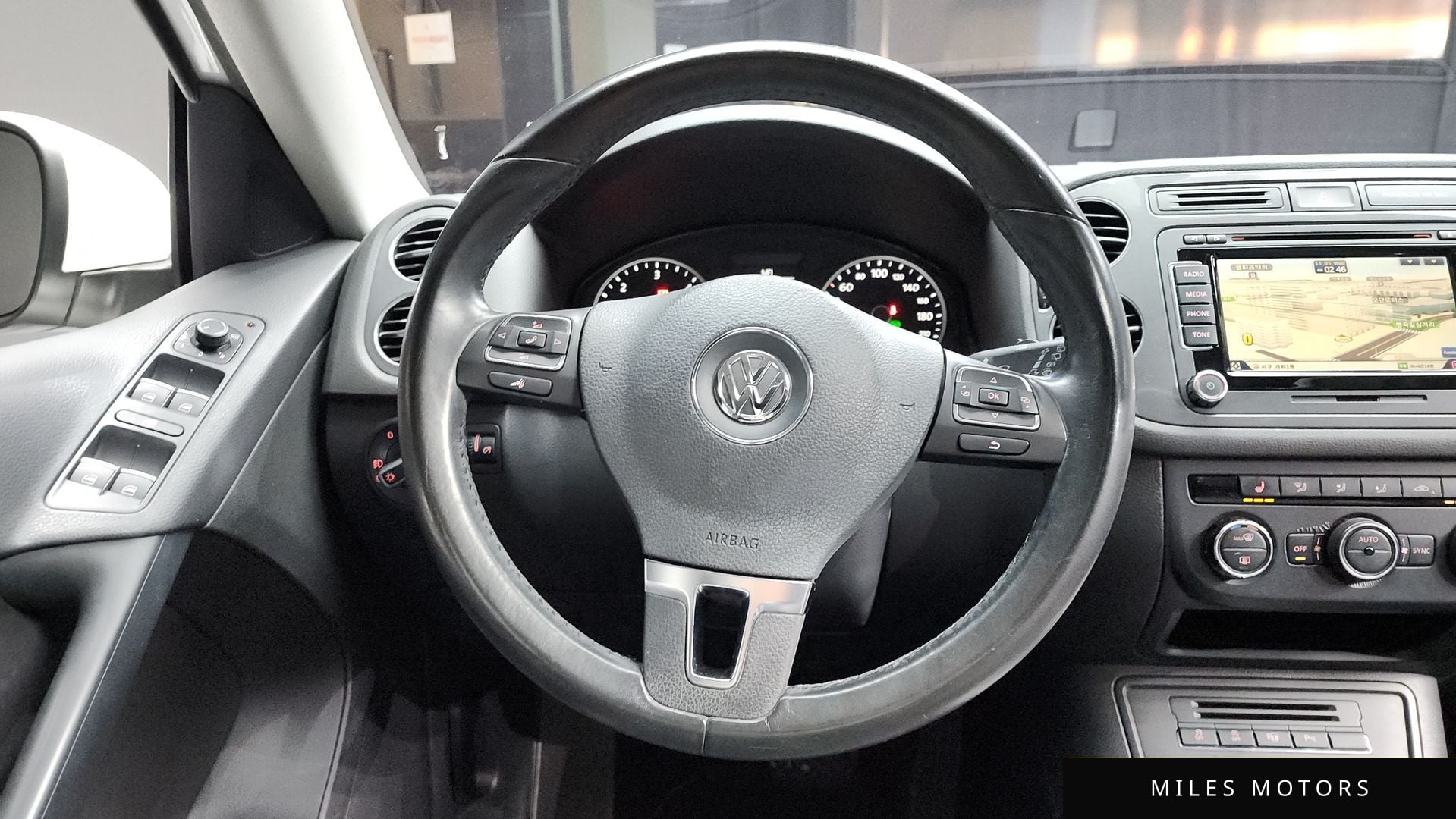 Volkswagen 티구안 2016 — миниатюра 13