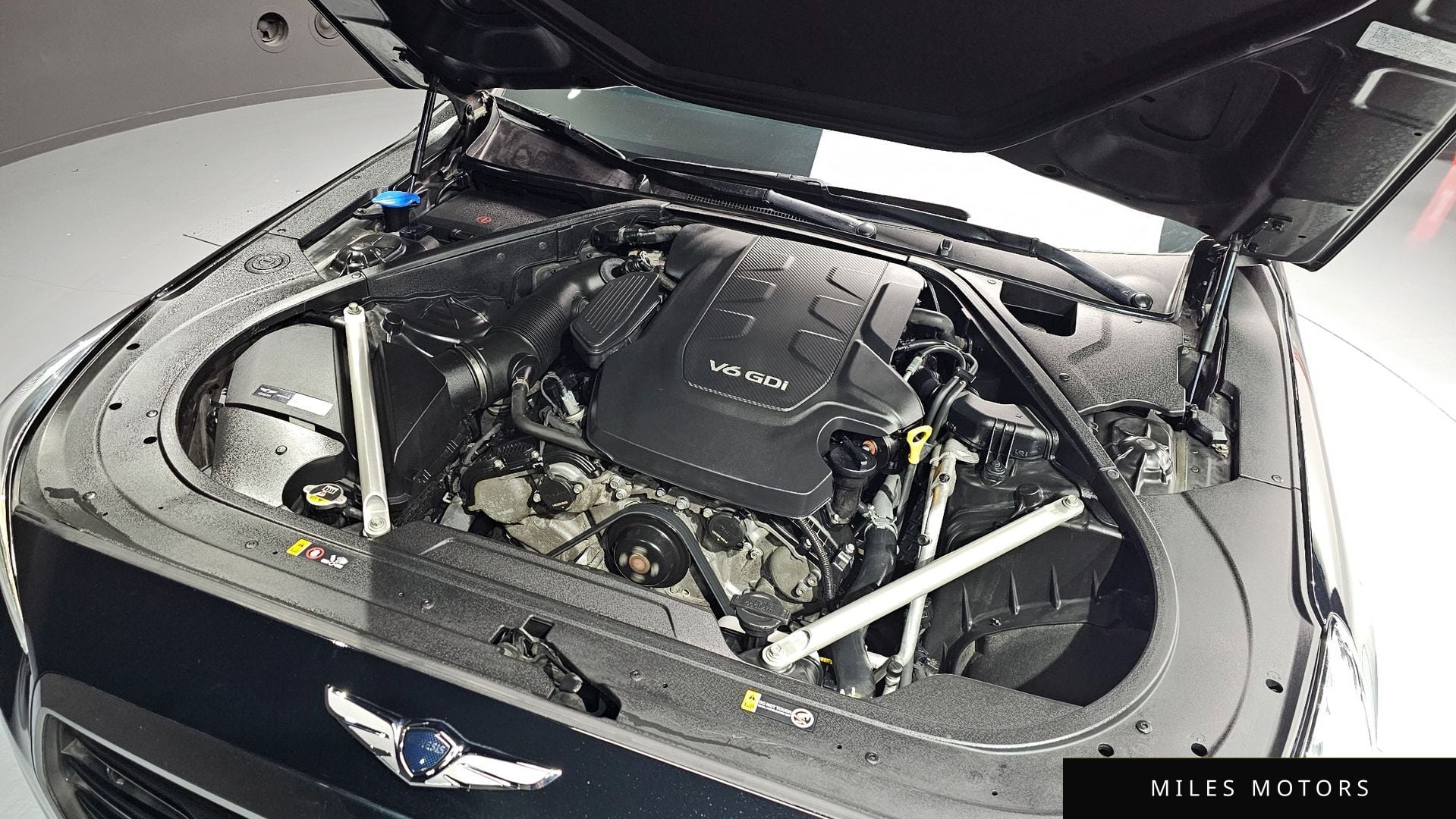 Genesis EQ900 2016 — миниатюра 6