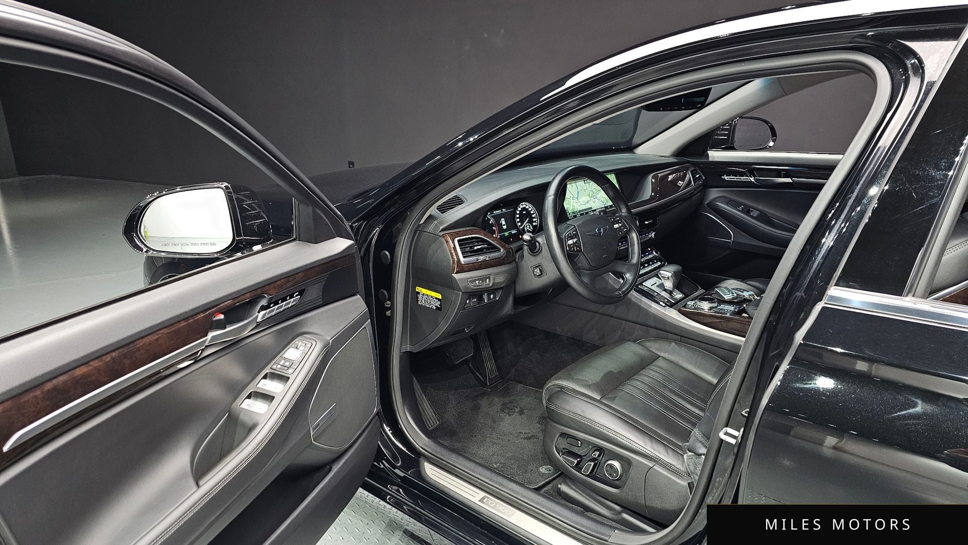 Genesis EQ900 2016 — миниатюра 11