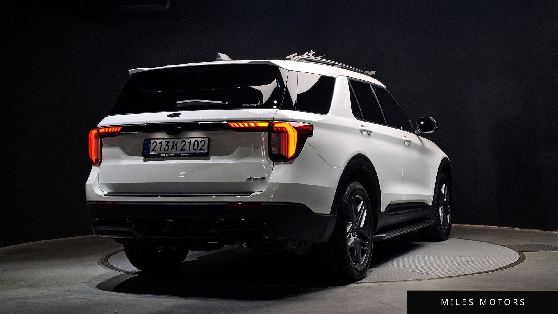 Ford Explorer 2025 — миниатюра 2