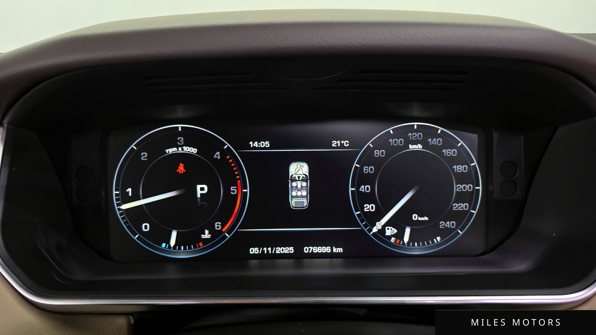 Land Rover Range Rover Sport 2016 — миниатюра 8