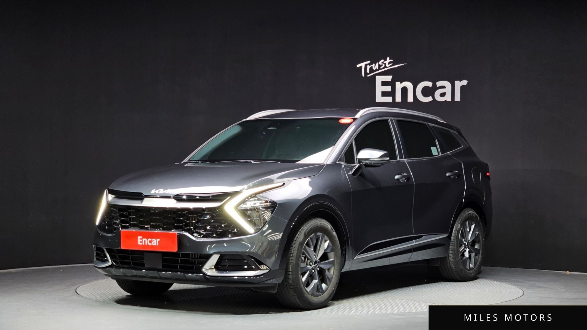 Kia Sportage 2023 — фото 1 из 12