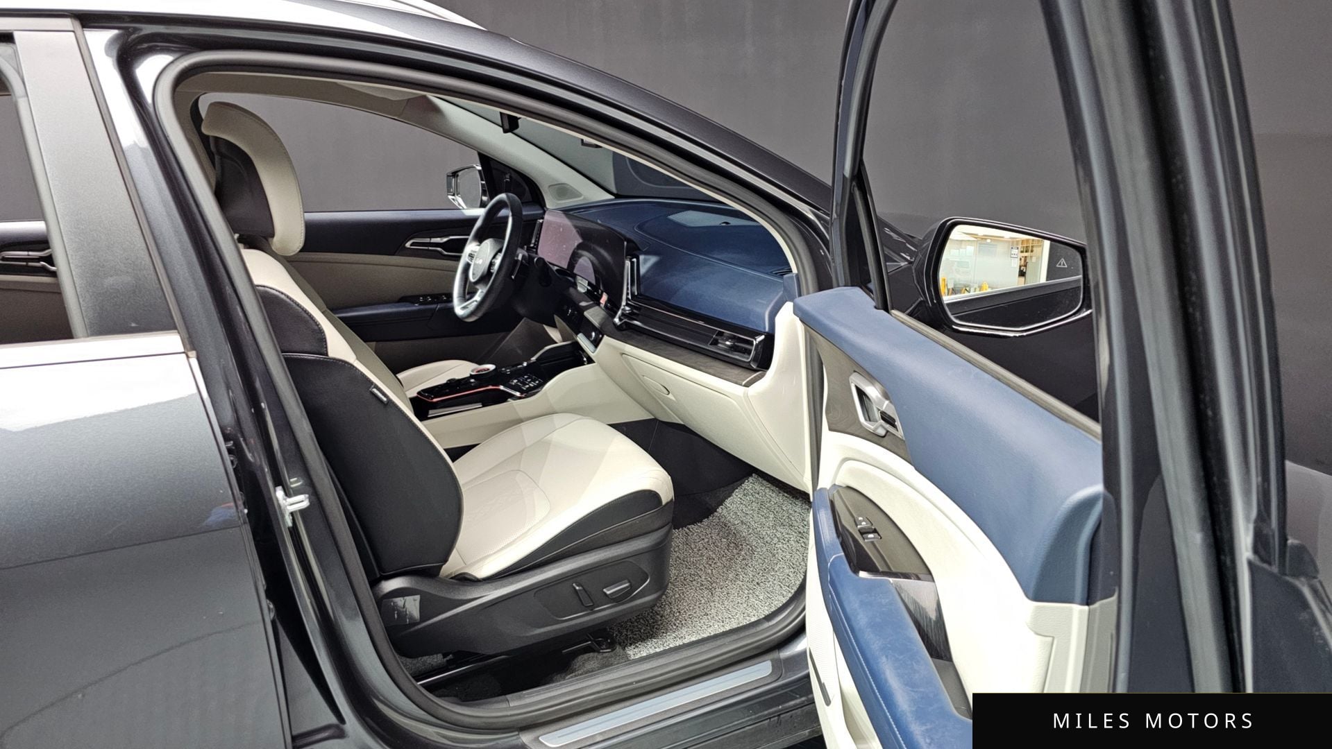 Kia Sportage 2023 — миниатюра 11